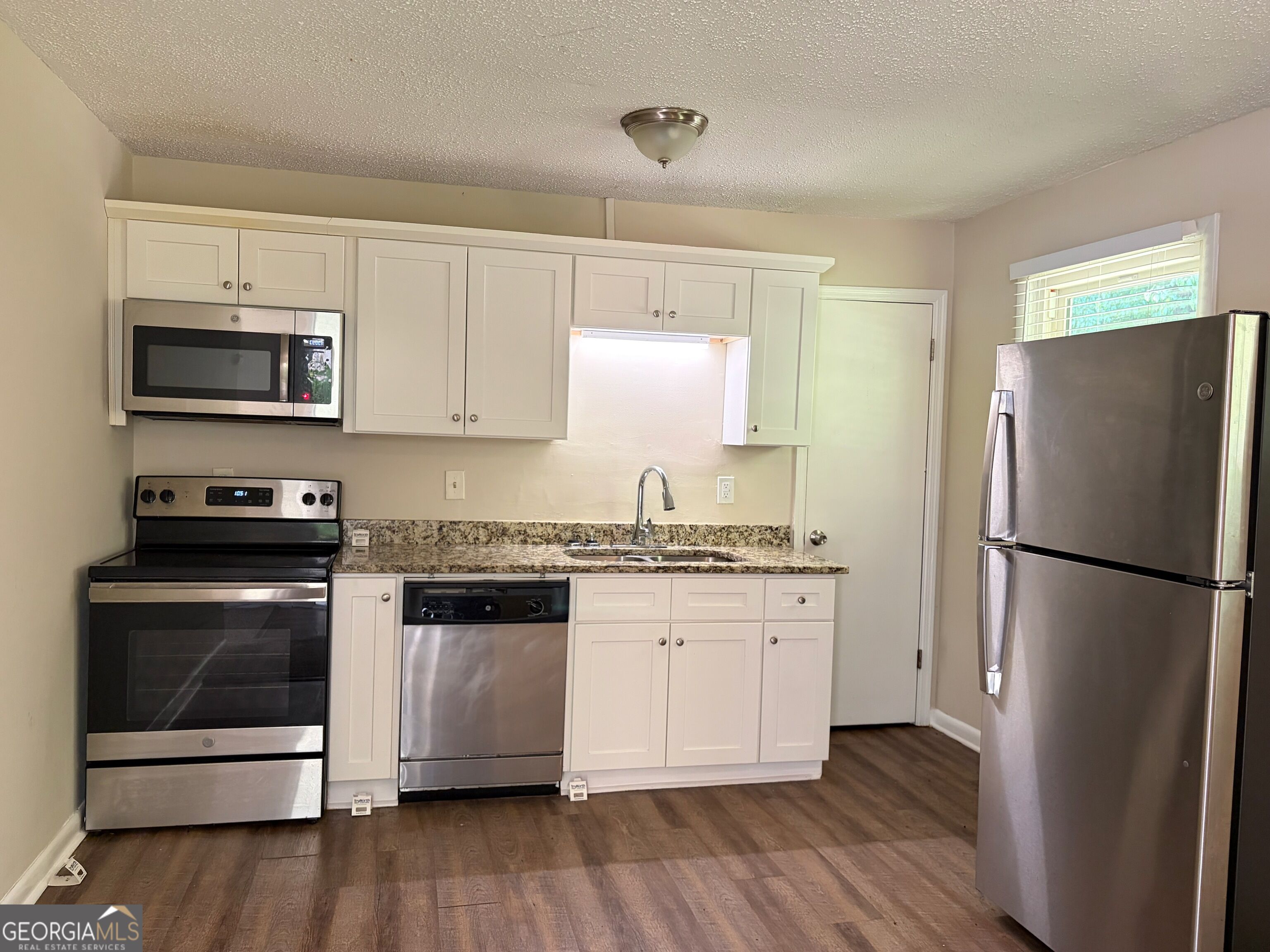 2192 Chestnut Log Loop Property Photo 6