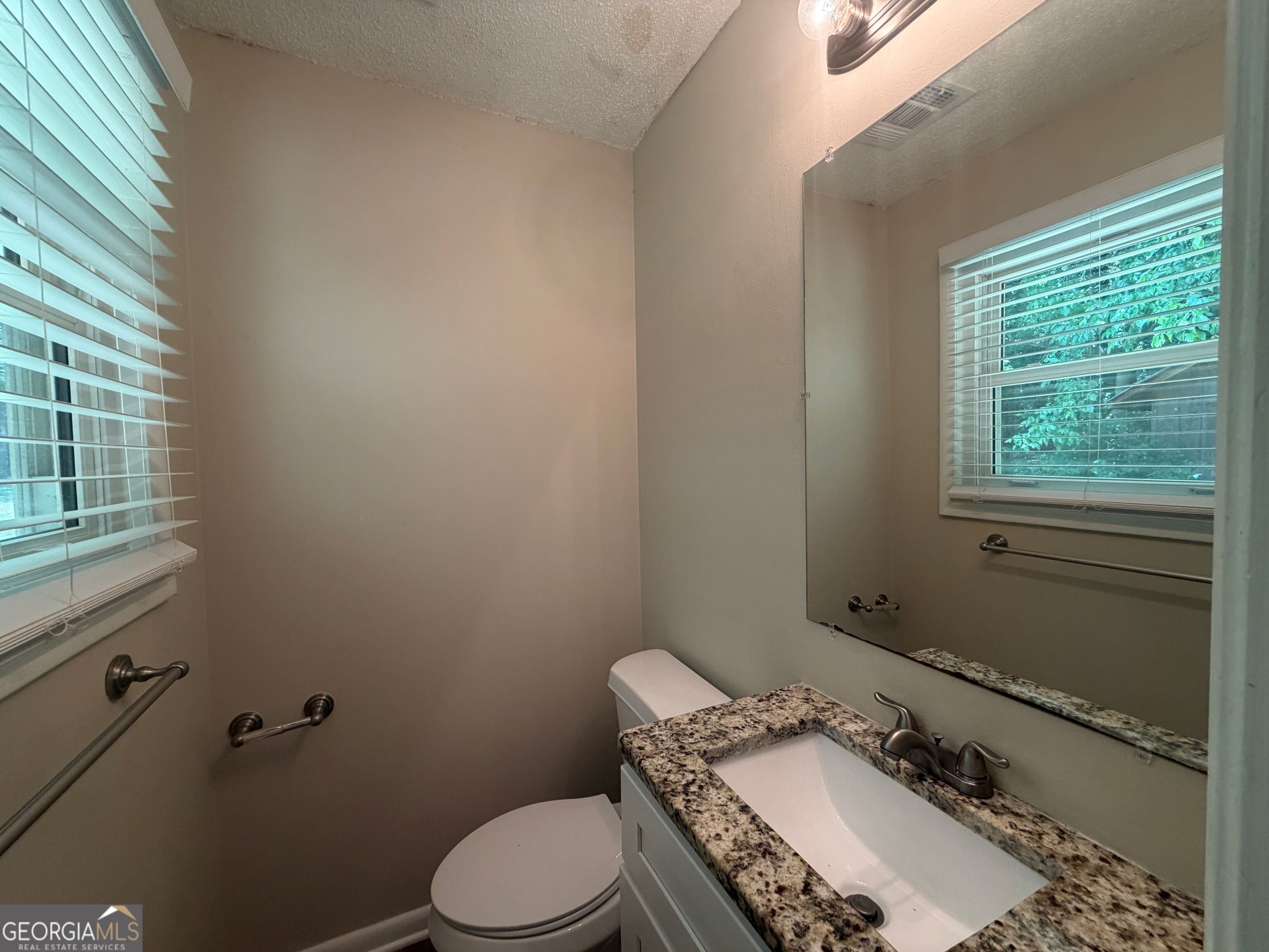 2192 Chestnut Log Loop Property Photo 12