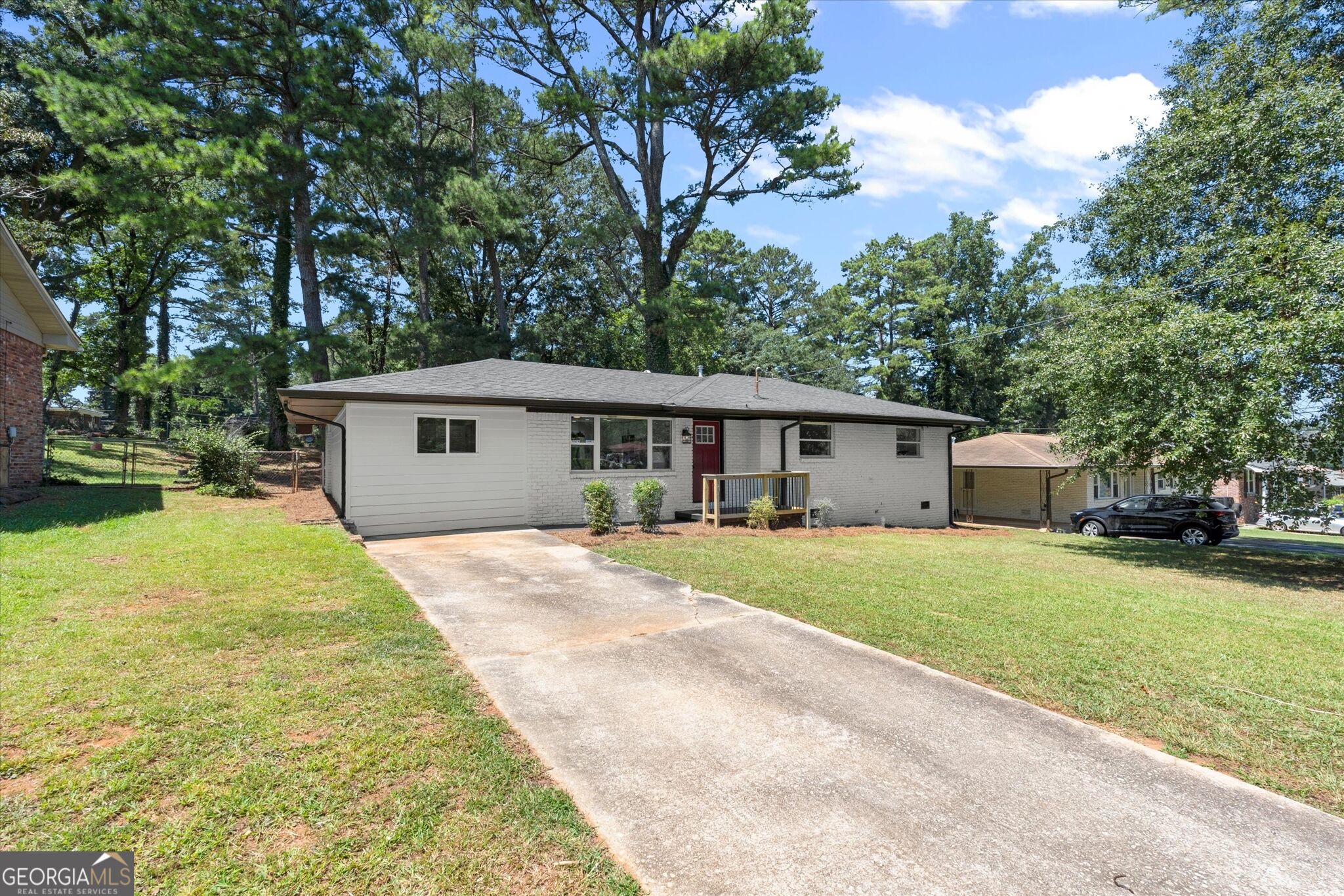 1933 Glen Echo Drive Property Photo 2