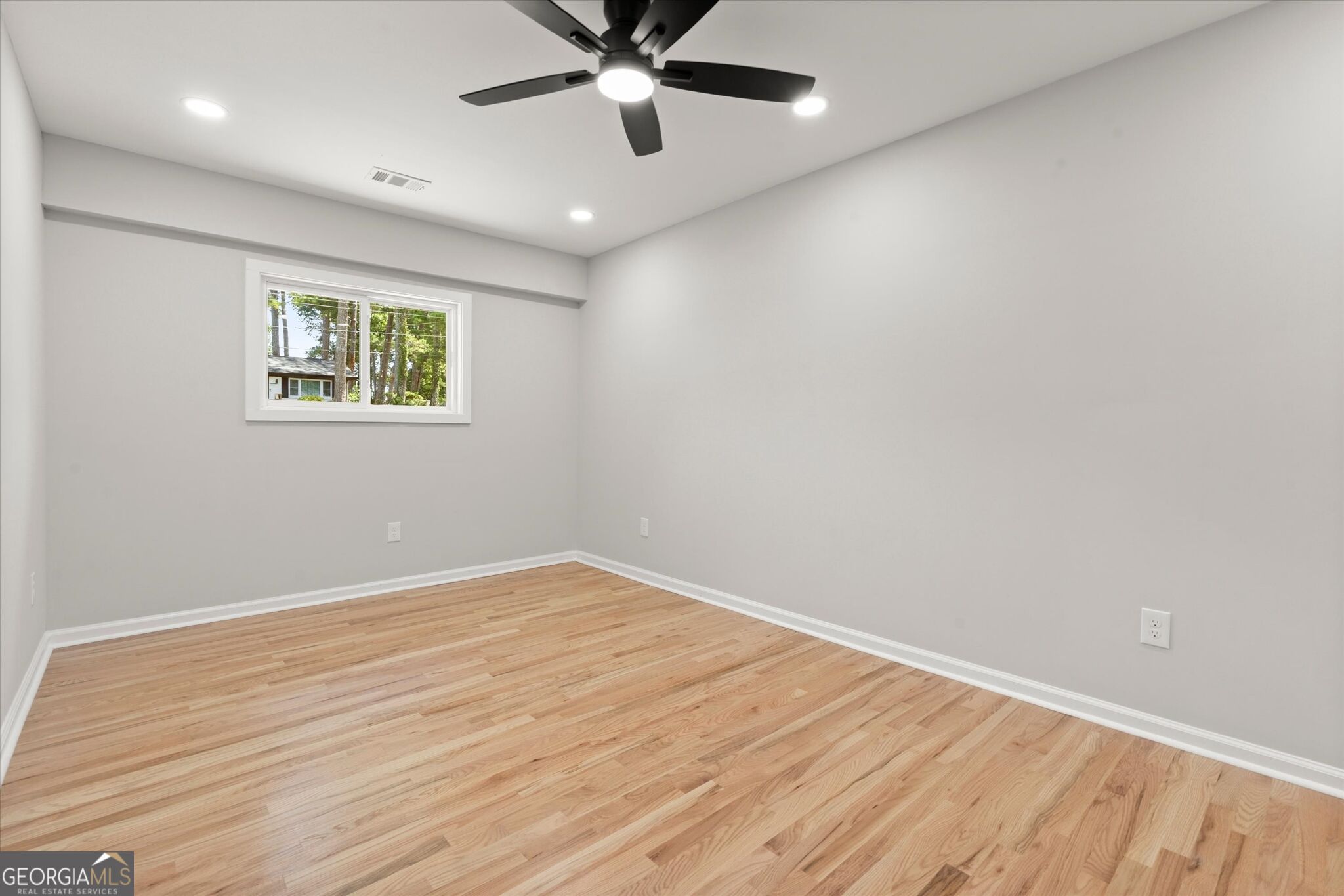 1933 Glen Echo Drive Property Photo 17