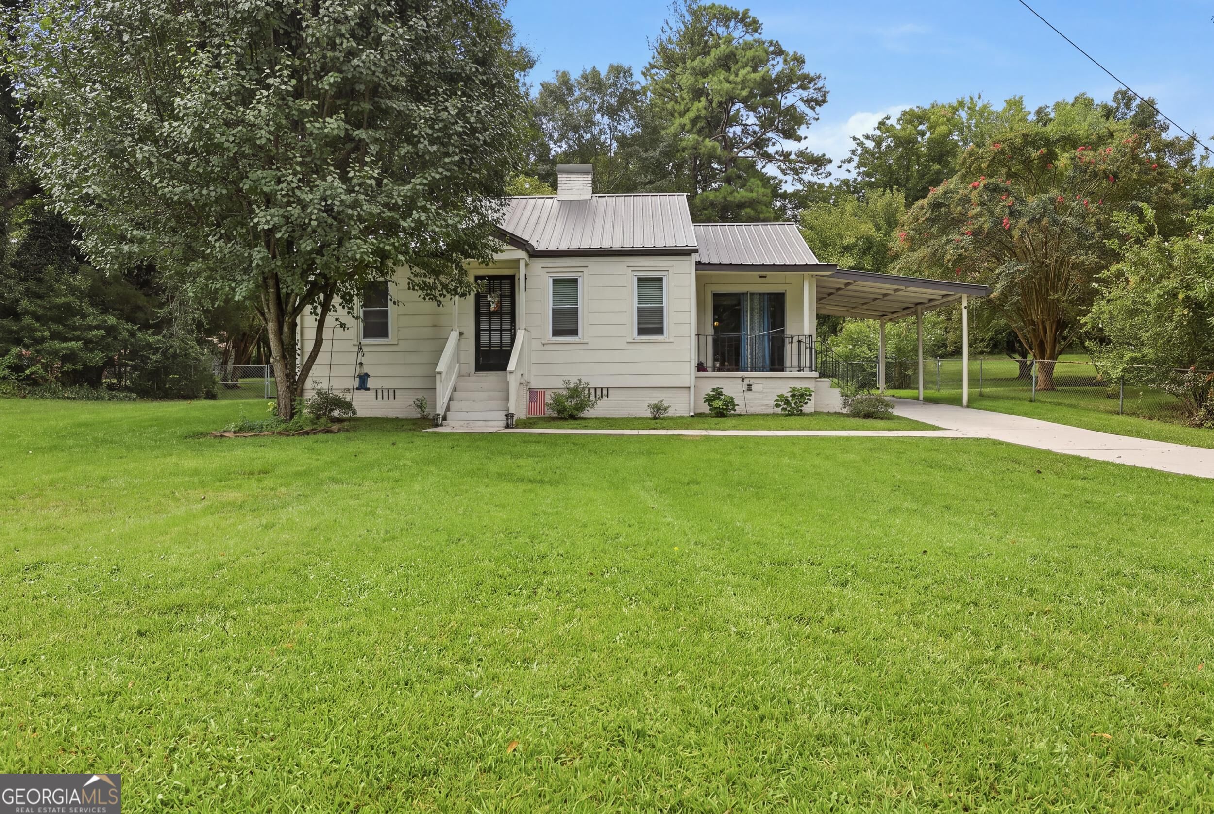 119 Parkway Drive Property Photo 1