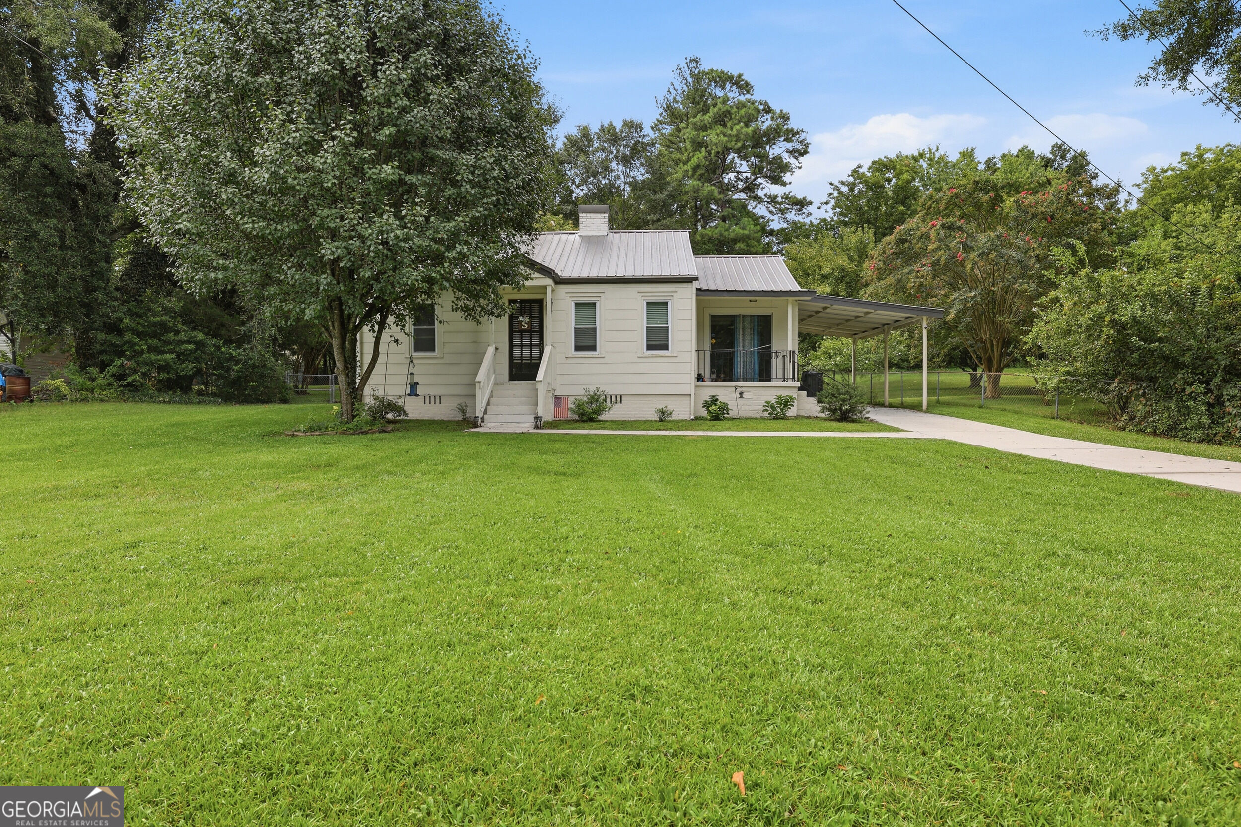 119 Parkway Drive Property Photo 3