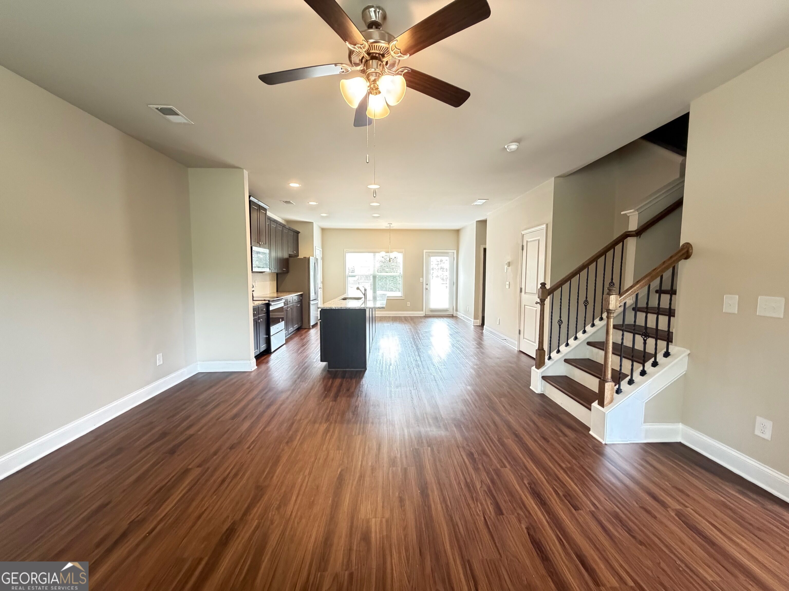 225 Orchard Drive Property Photo 4