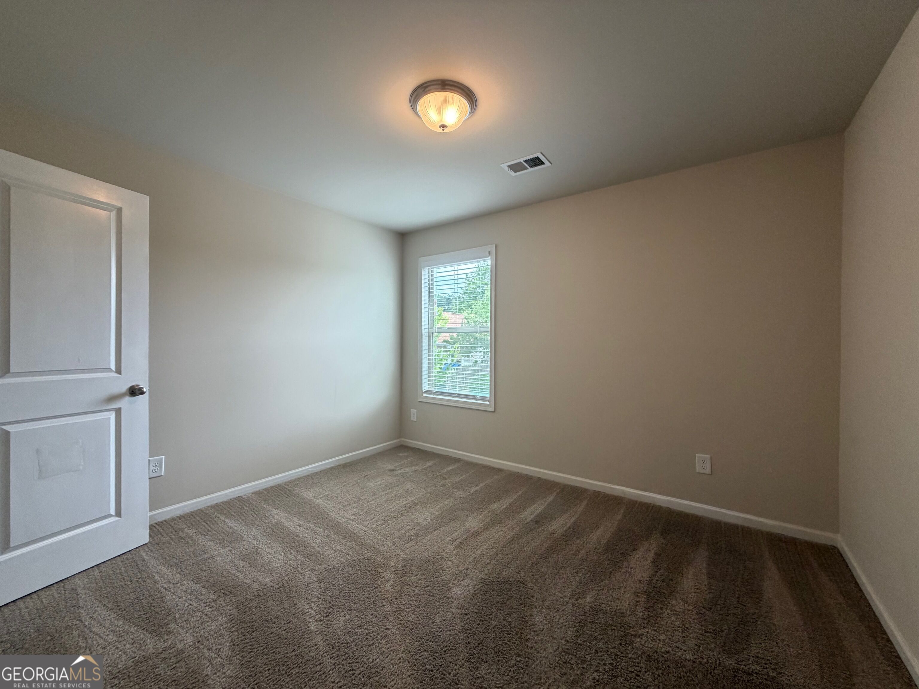 225 Orchard Drive Property Photo 8