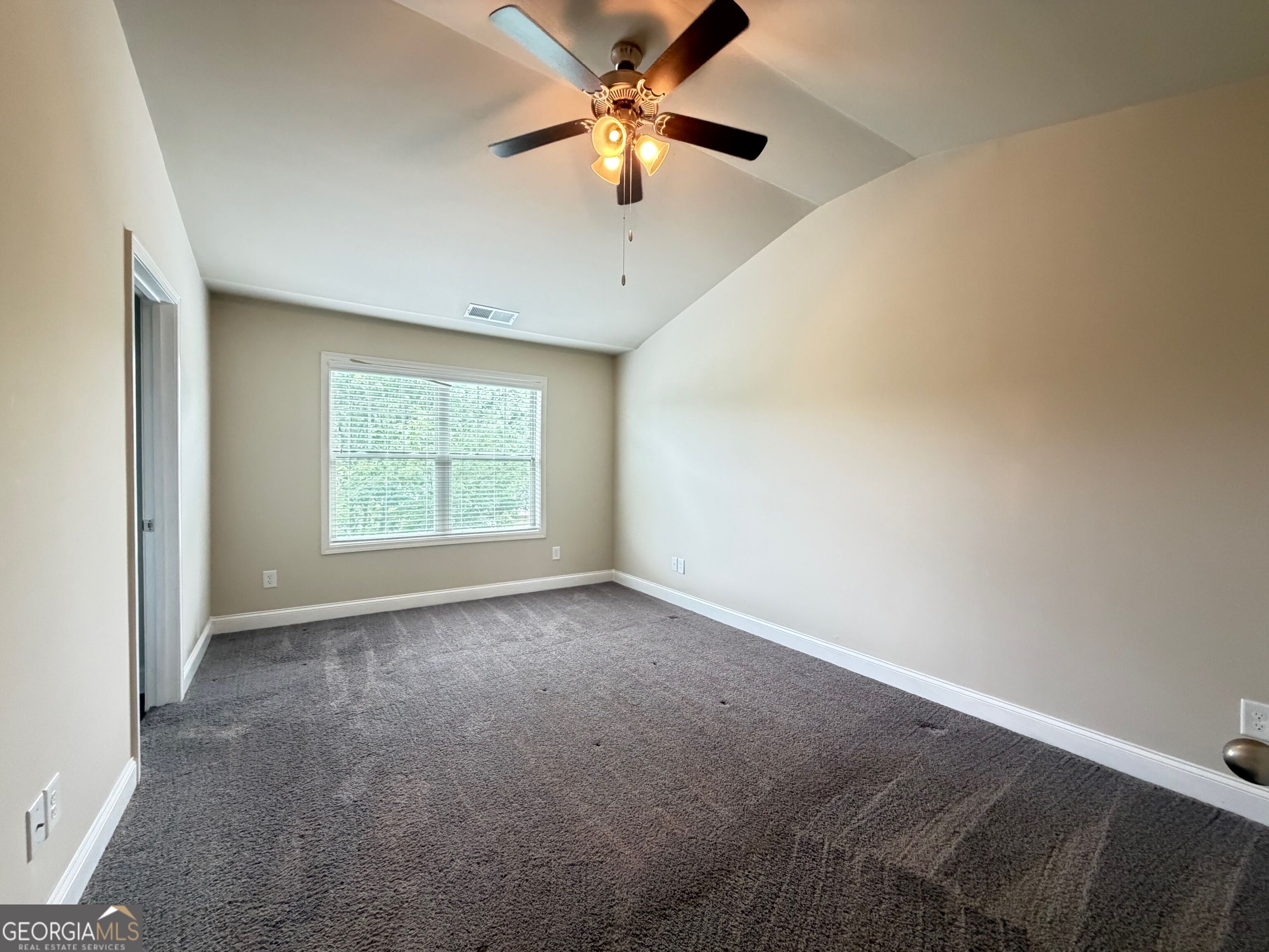 225 Orchard Drive Property Photo 10