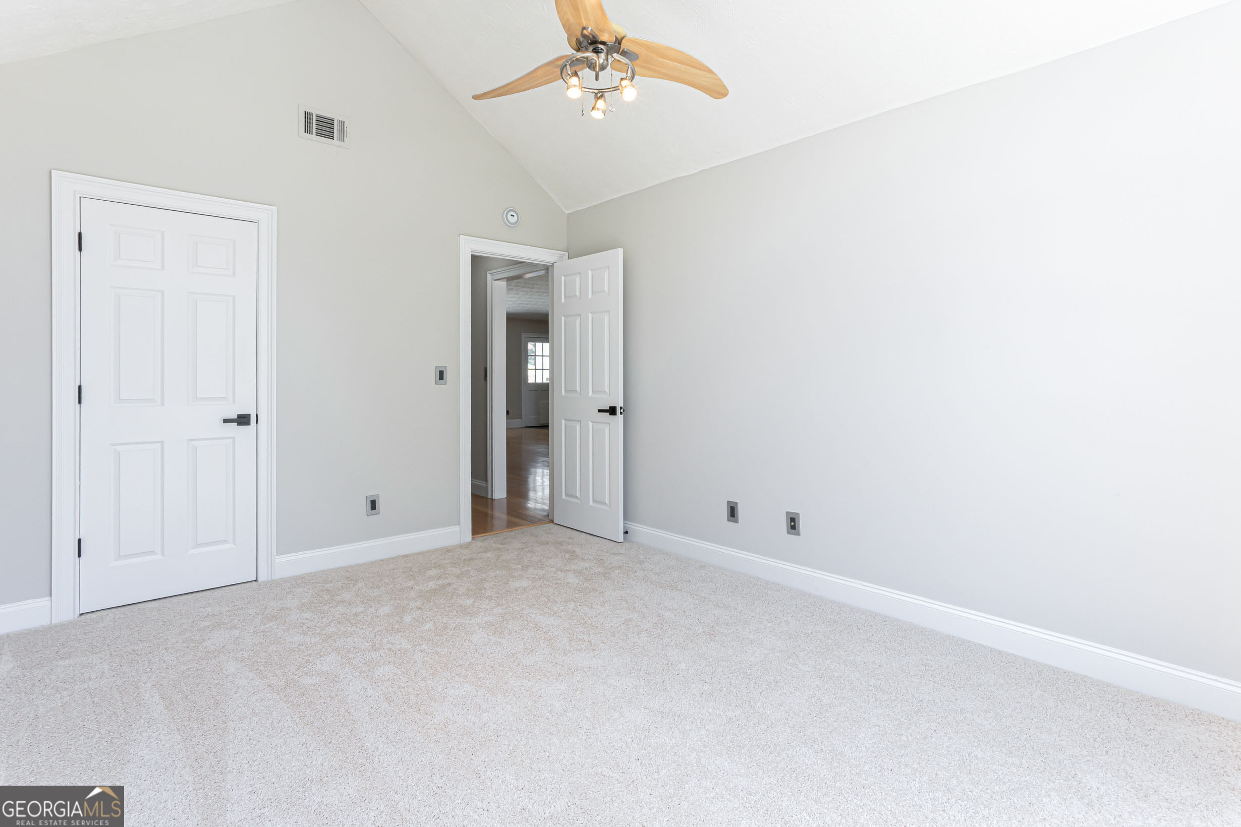 2730 Matlin Way Property Photo 41