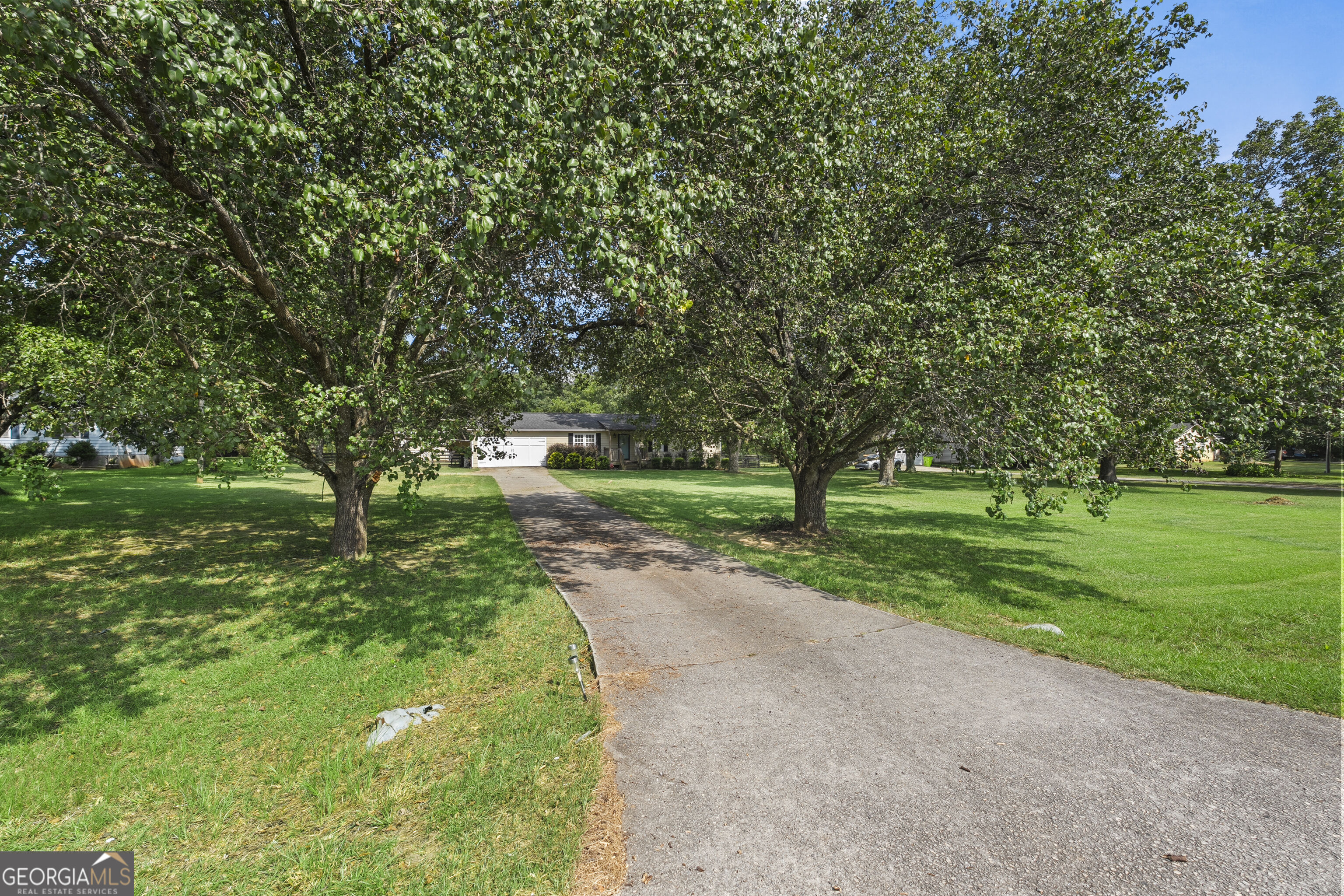1911 Barnesville Road Property Photo 40