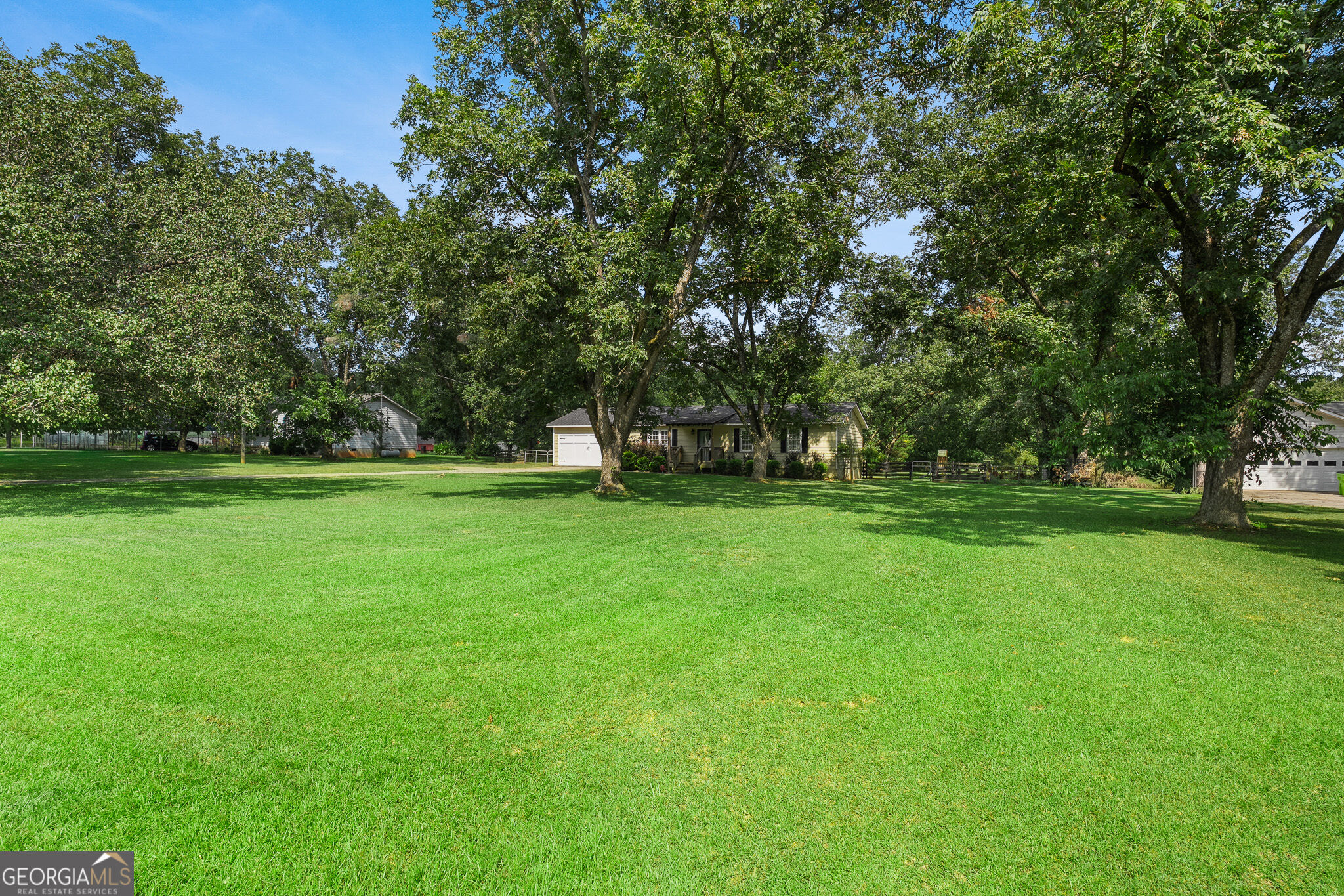 1911 Barnesville Road Property Photo 41