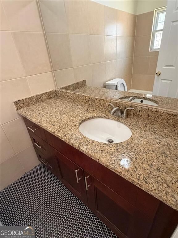 637 Parkdale Drive Property Photo 6