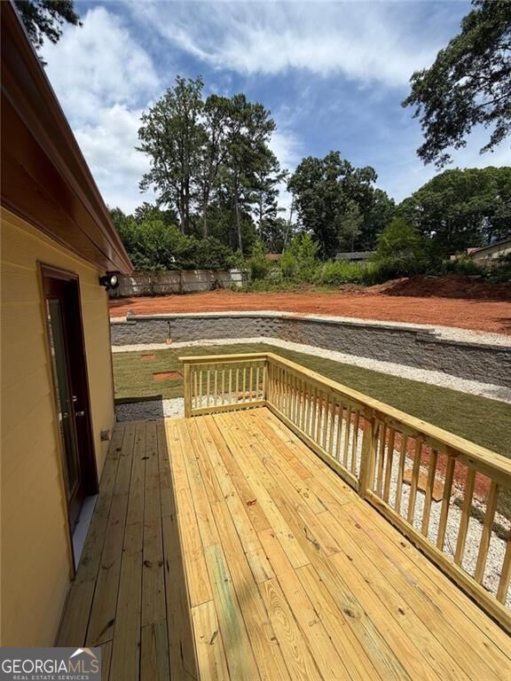 637 Parkdale Drive Property Photo 10