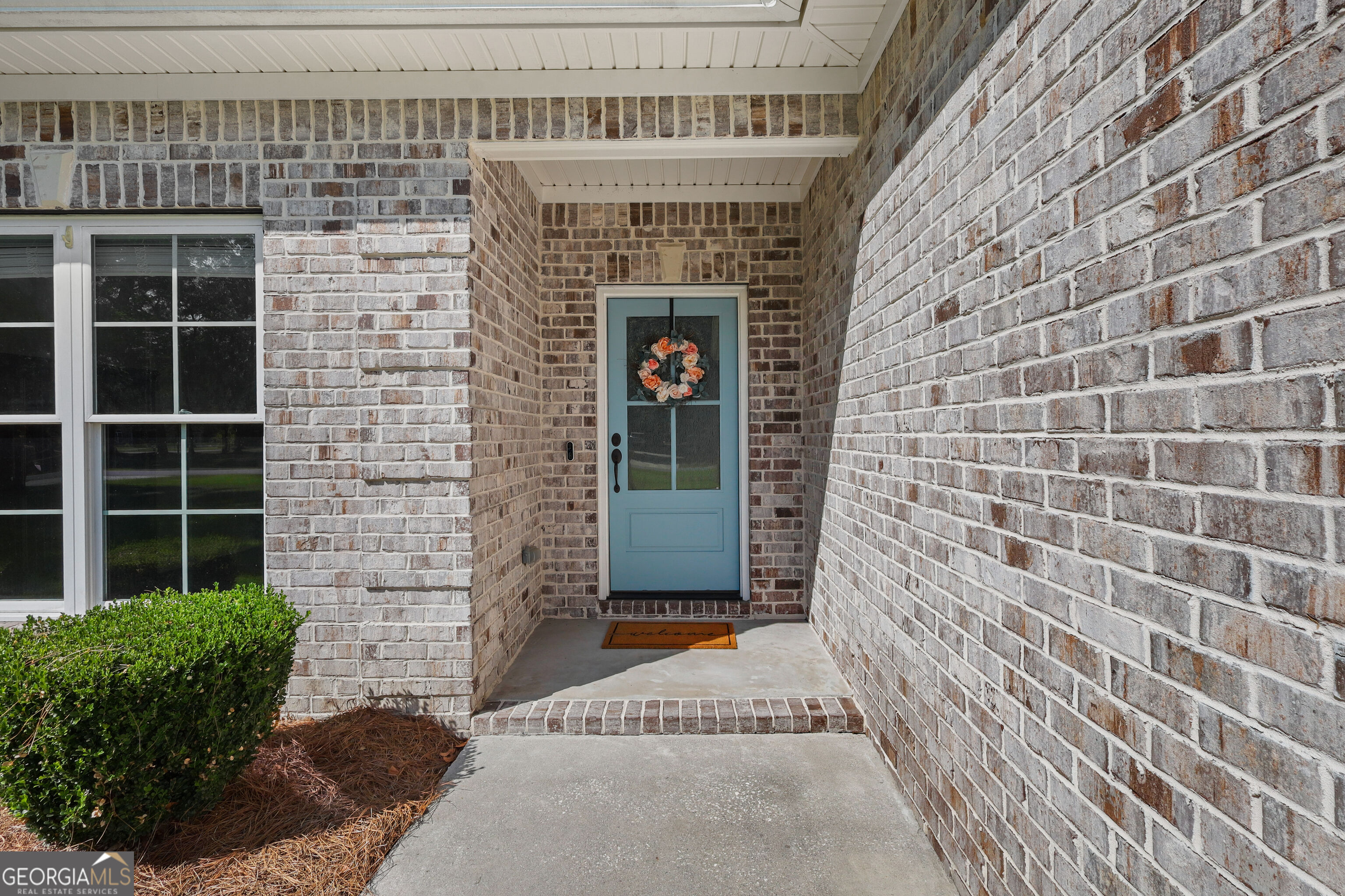 335 Westminster Drive Property Photo 4