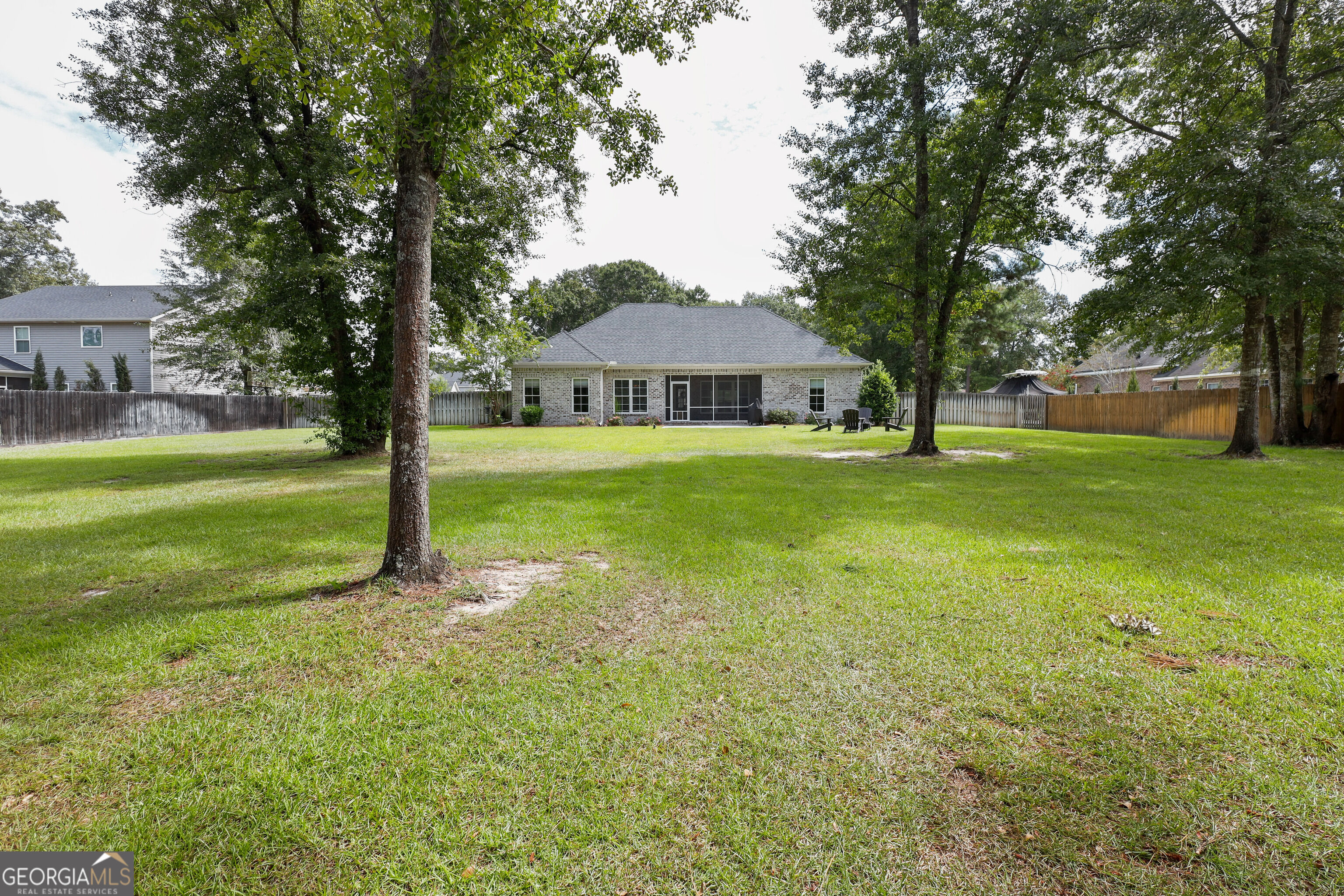335 Westminster Drive Property Photo 38