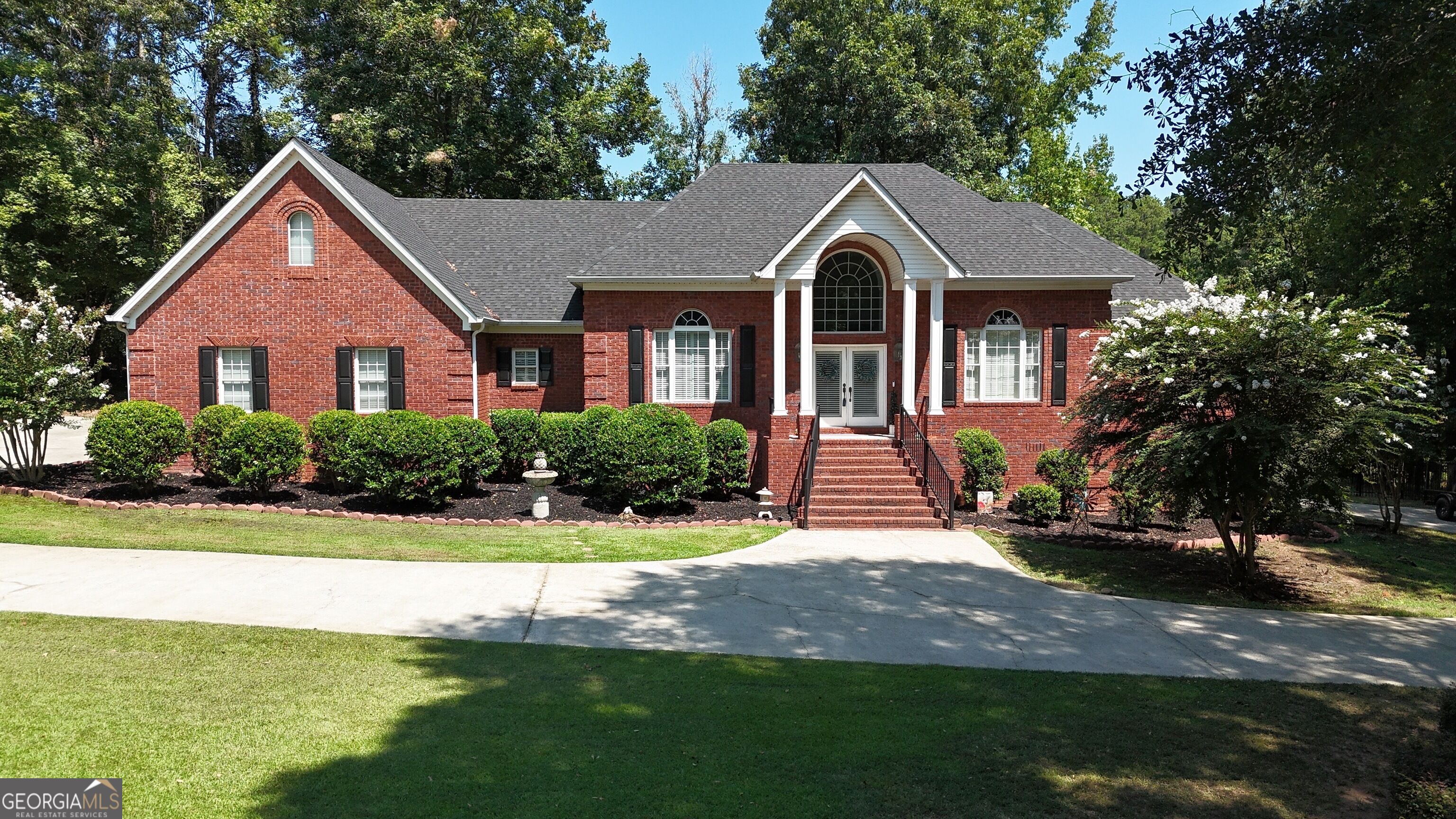 128 Cross Creek Circle