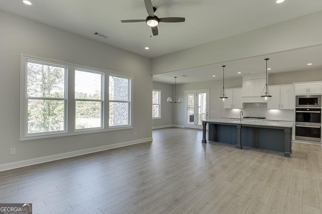 450 Thunder Road Property Photo 14