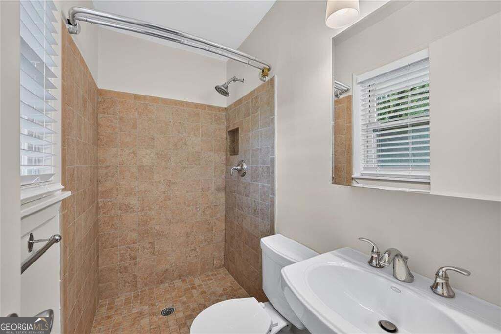 3659 Admiral Drive Property Photo 12