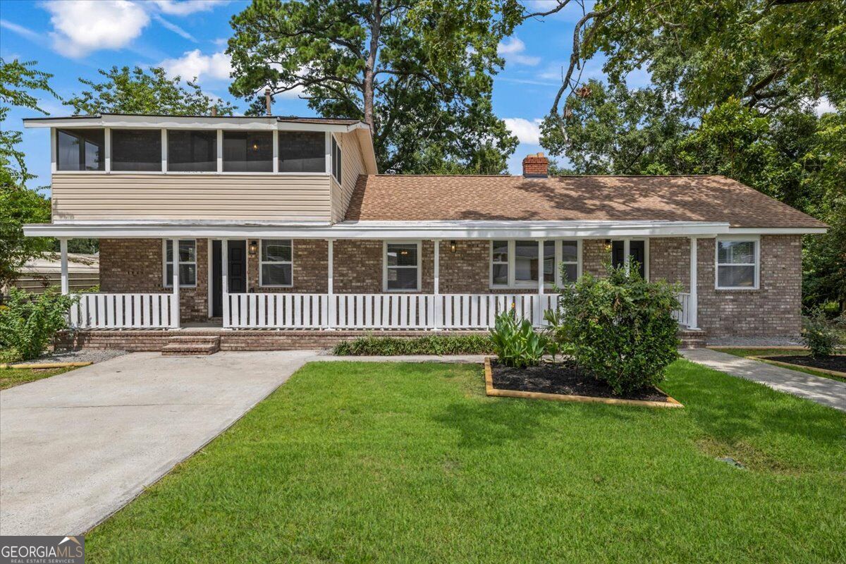 416 Turnberry Street Property Photo 1