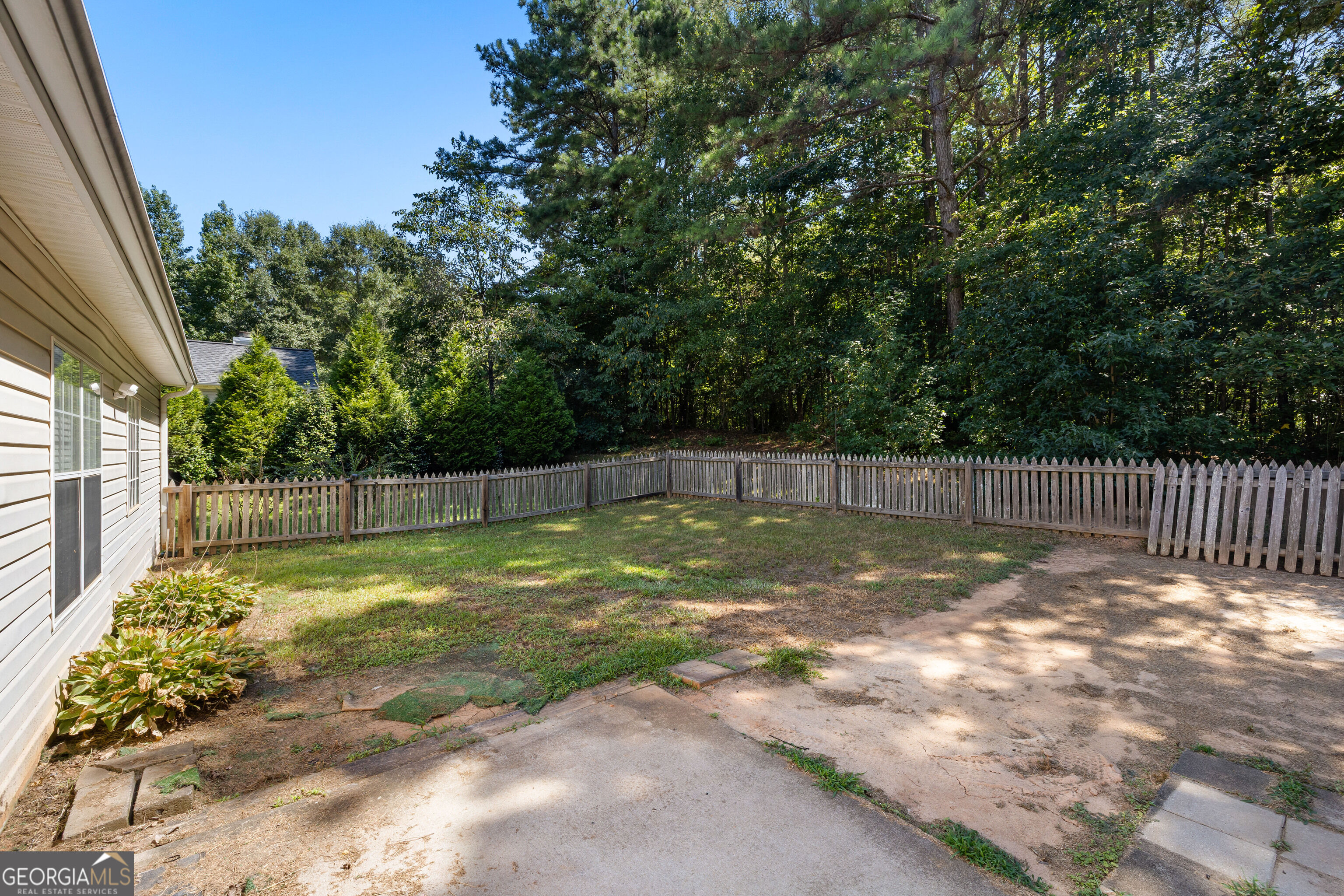 20 Walton Woods Drive Property Photo 28