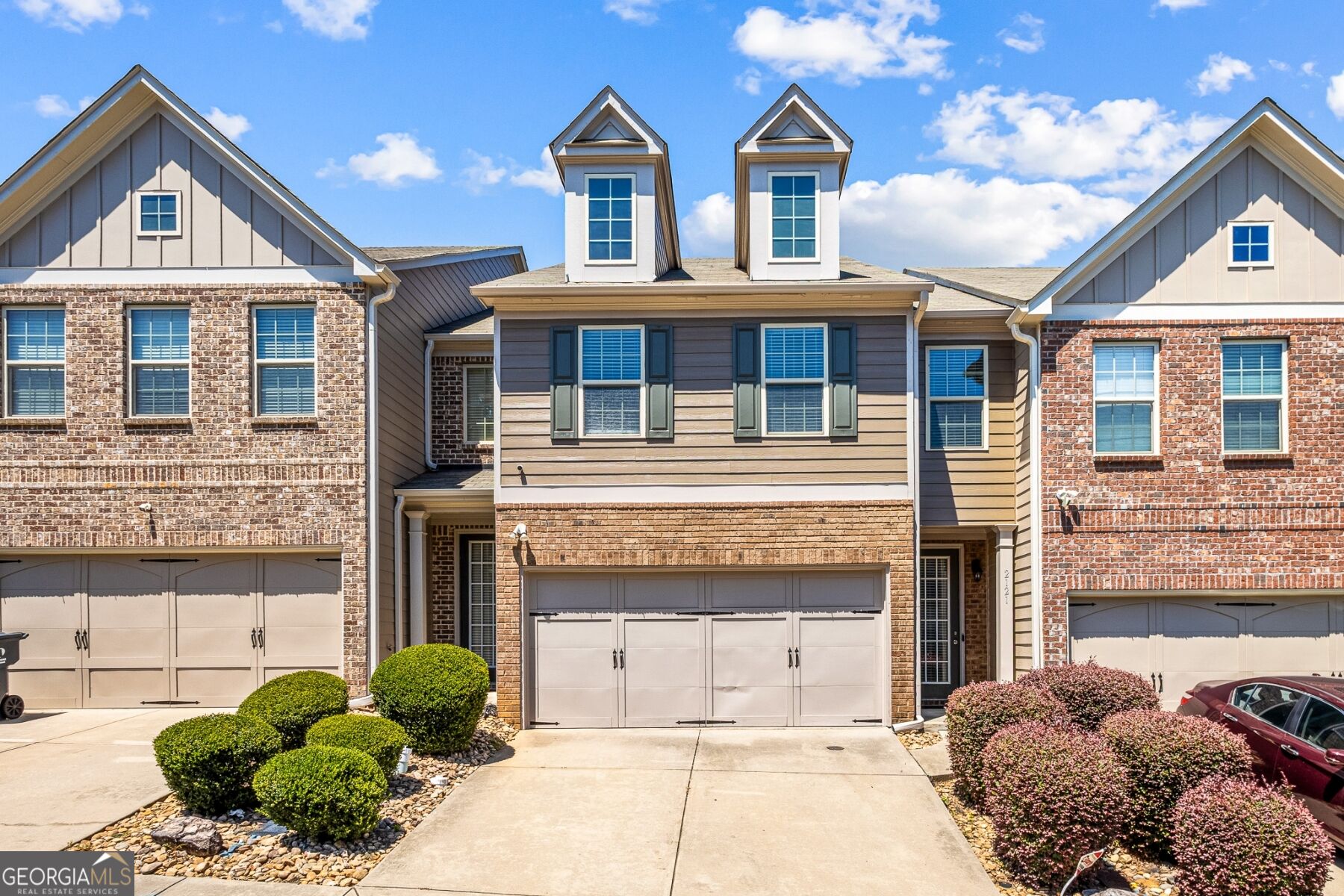 2121 Spicy Pine Lane