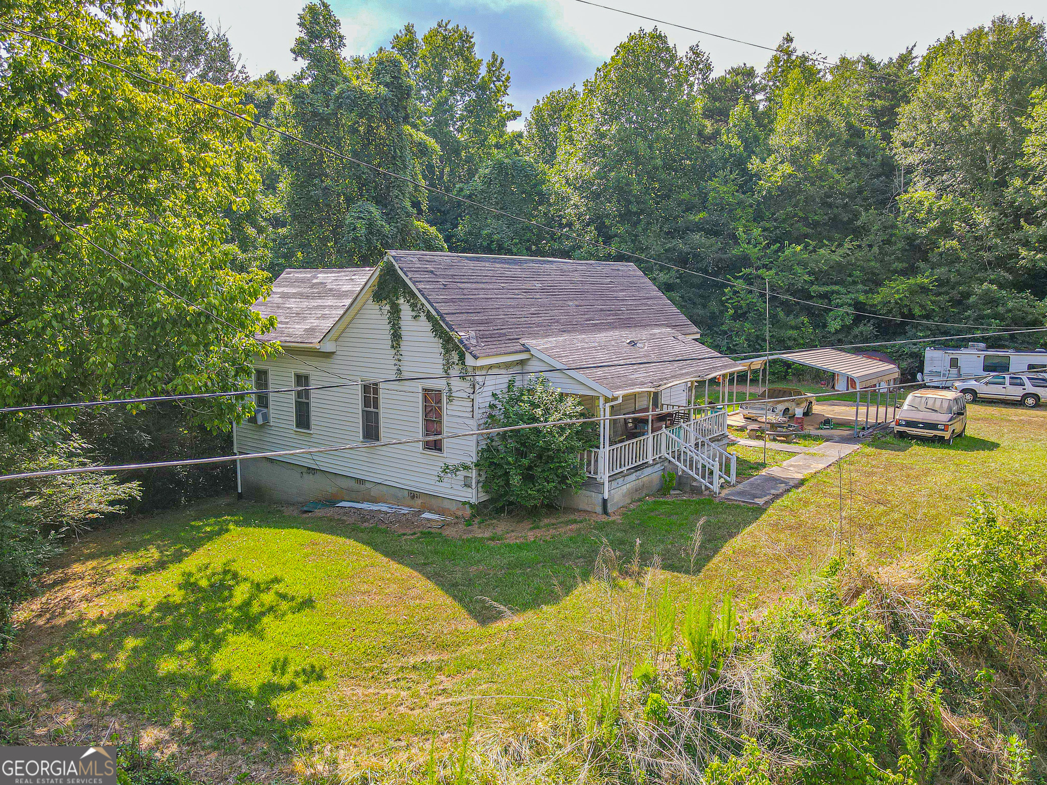 4542 E Hall Road Property Photo 4