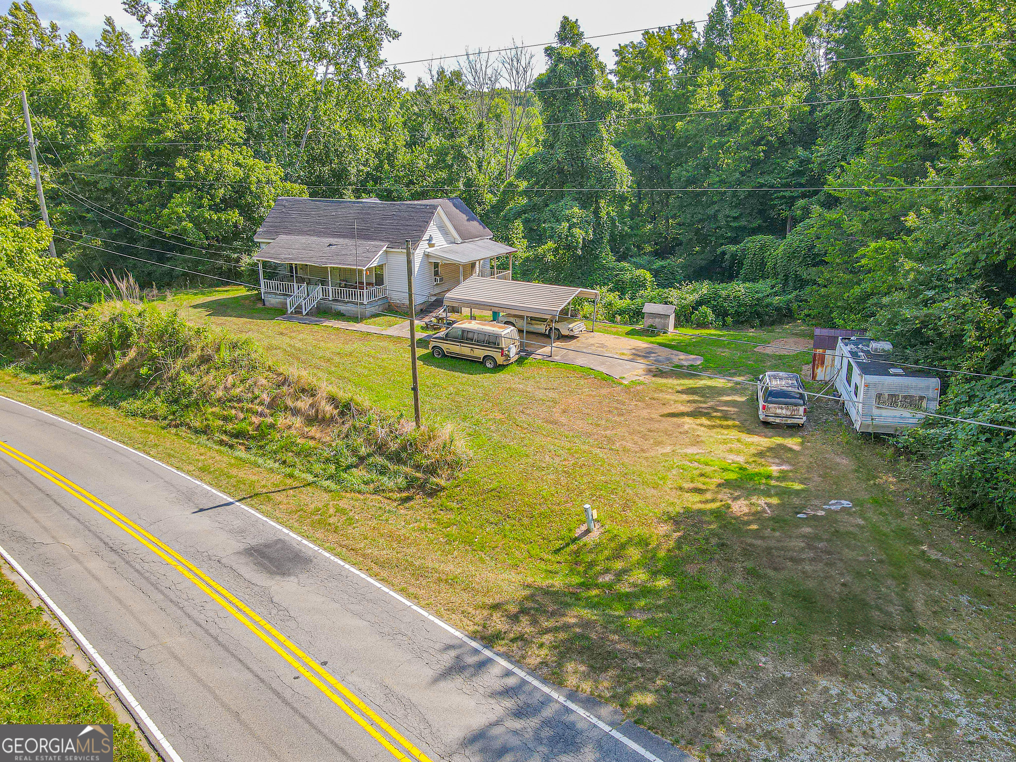4542 E Hall Road Property Photo 5