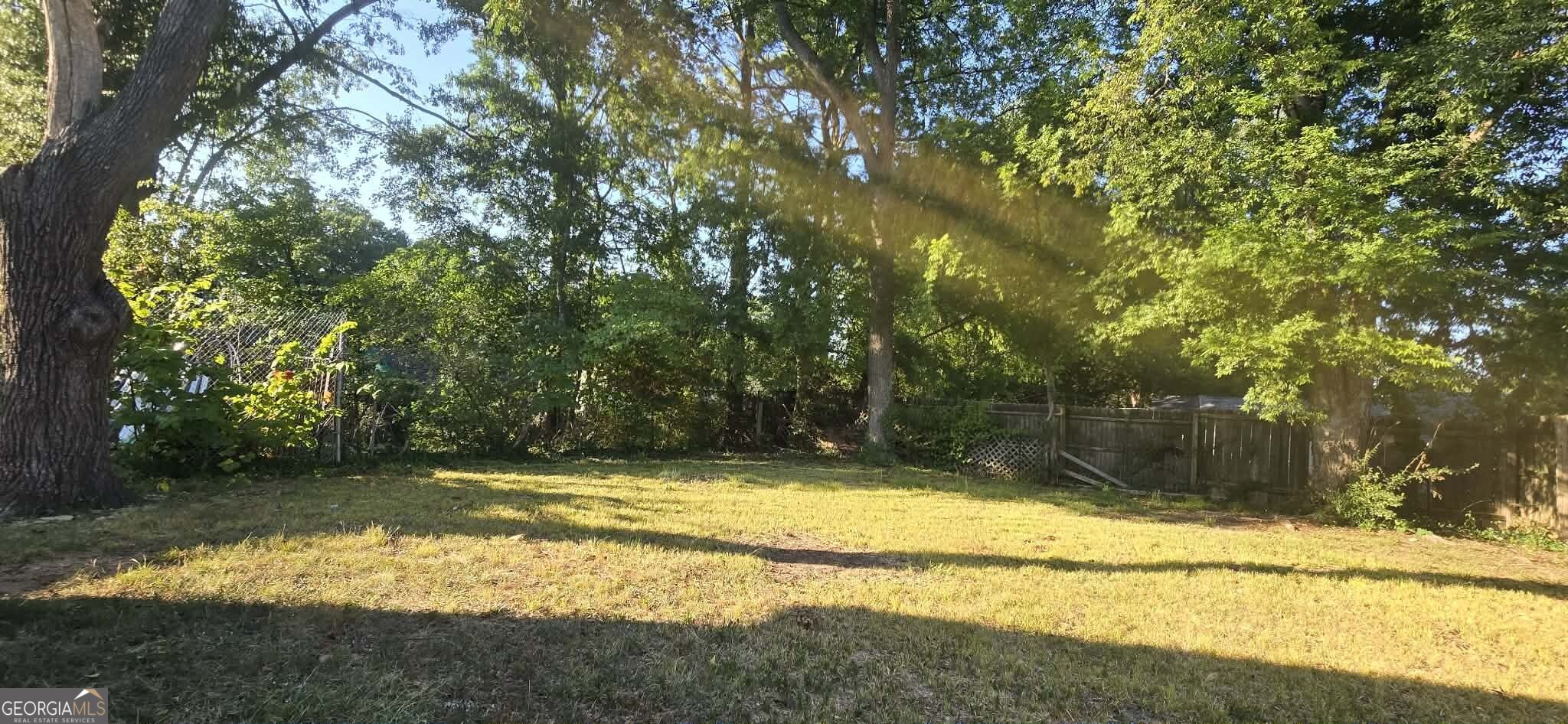 415 King Arnold Street Property Photo 3