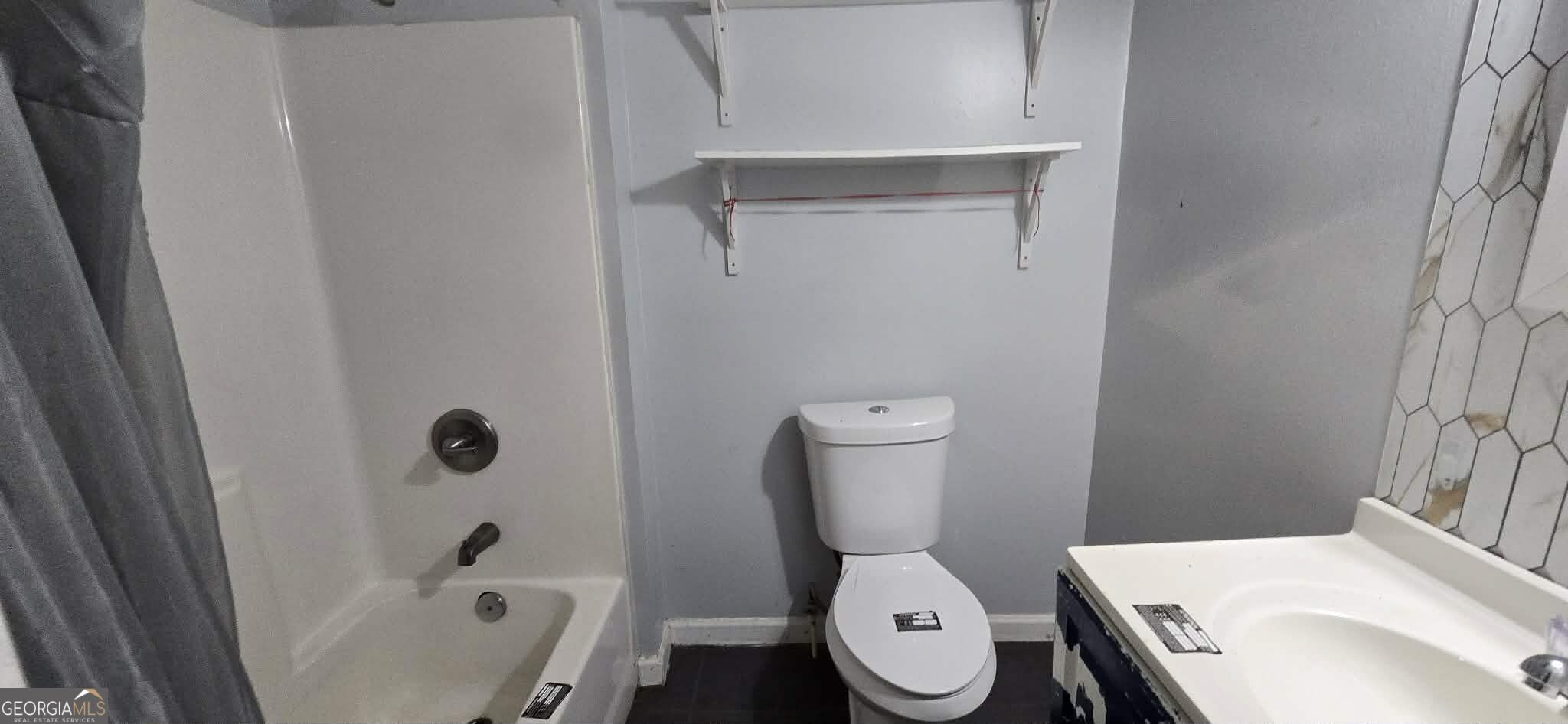 415 King Arnold Street Property Photo 33