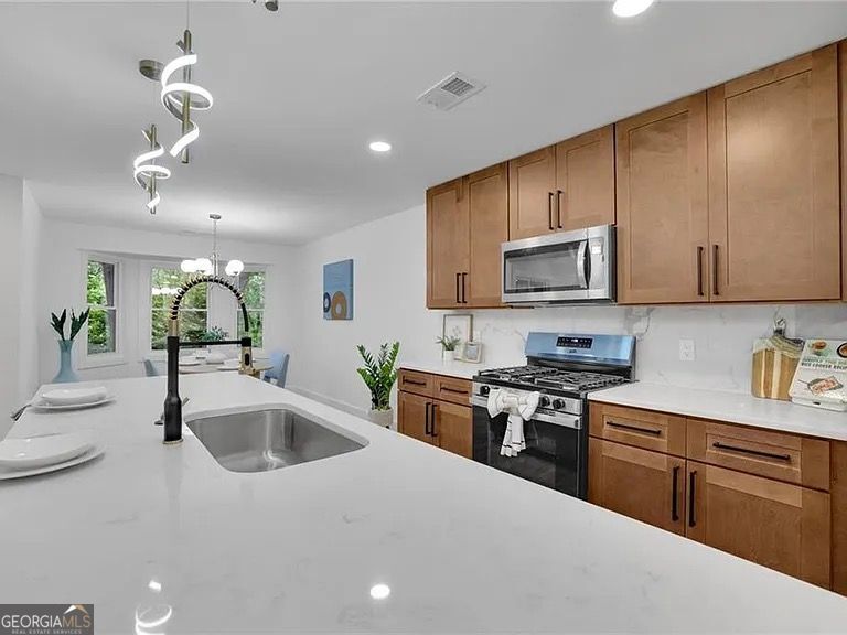 2000 Doefield Street Property Photo 12