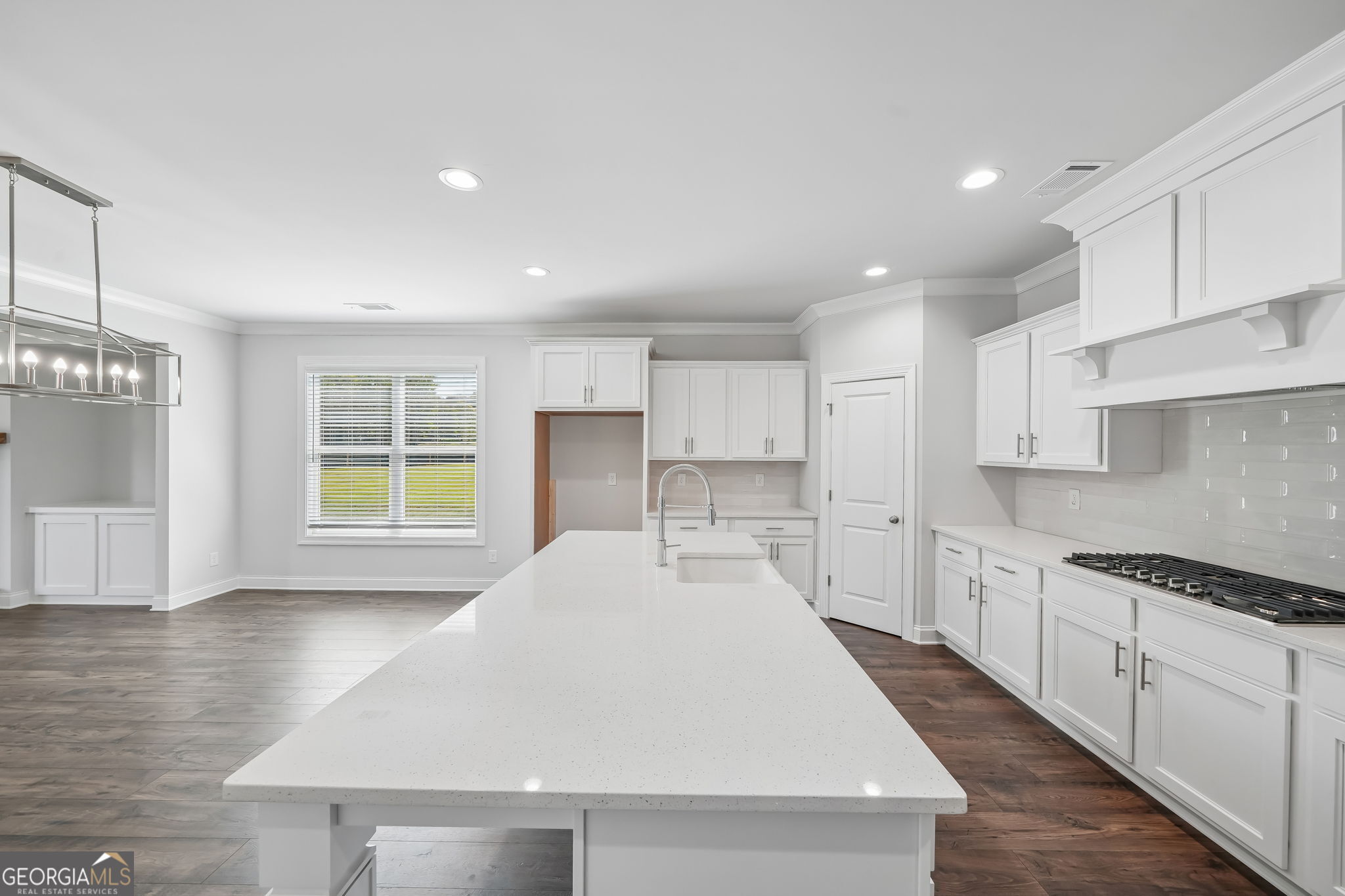 1631 Mount Moriah Road Property Photo 8