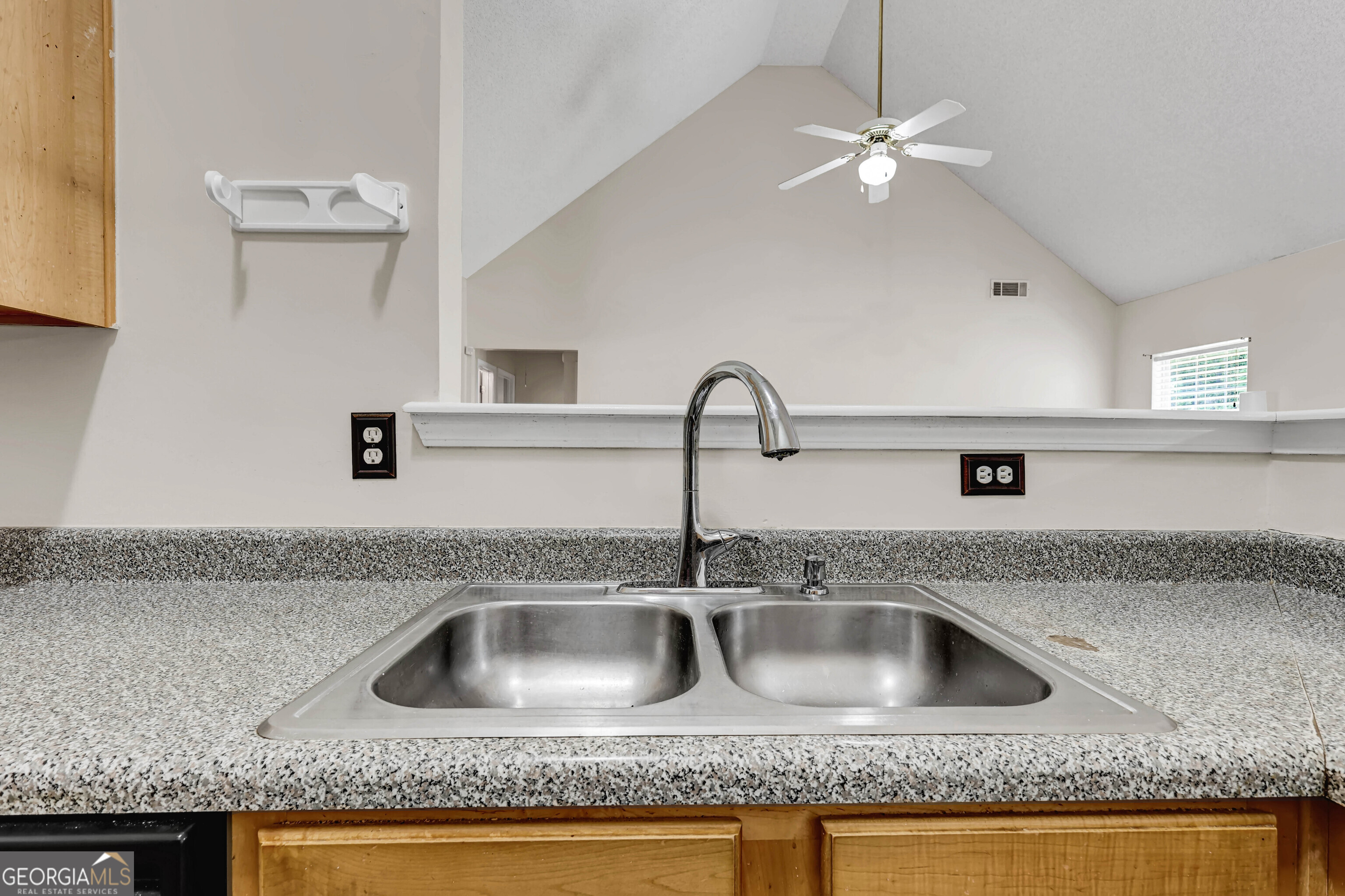 6827 Hill Creek Cove Property Photo 20