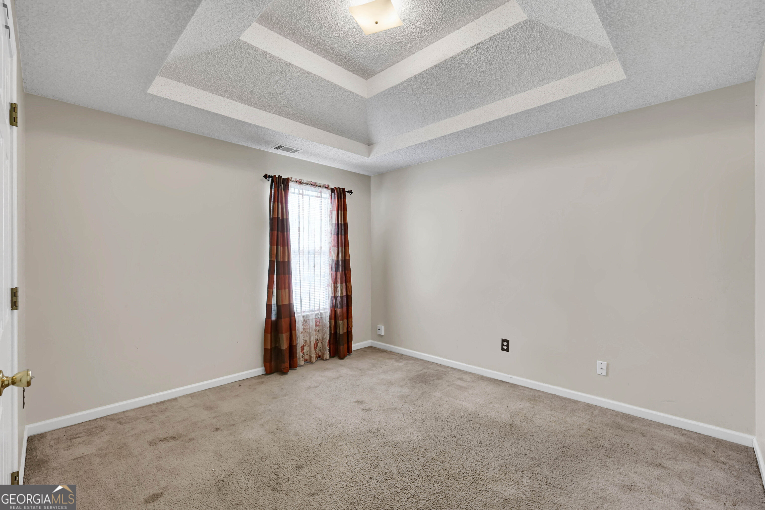 6827 Hill Creek Cove Property Photo 21