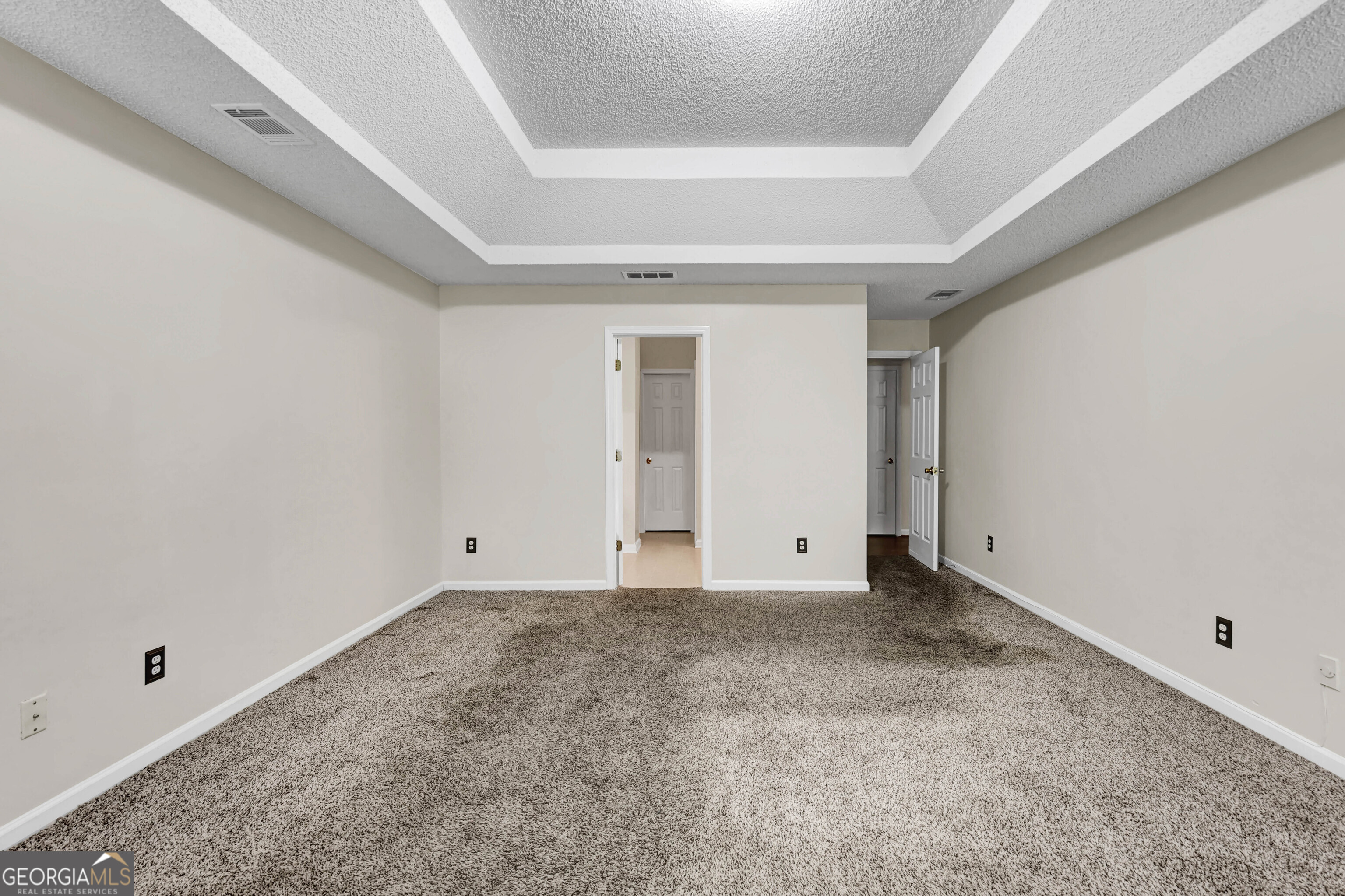 6827 Hill Creek Cove Property Photo 26