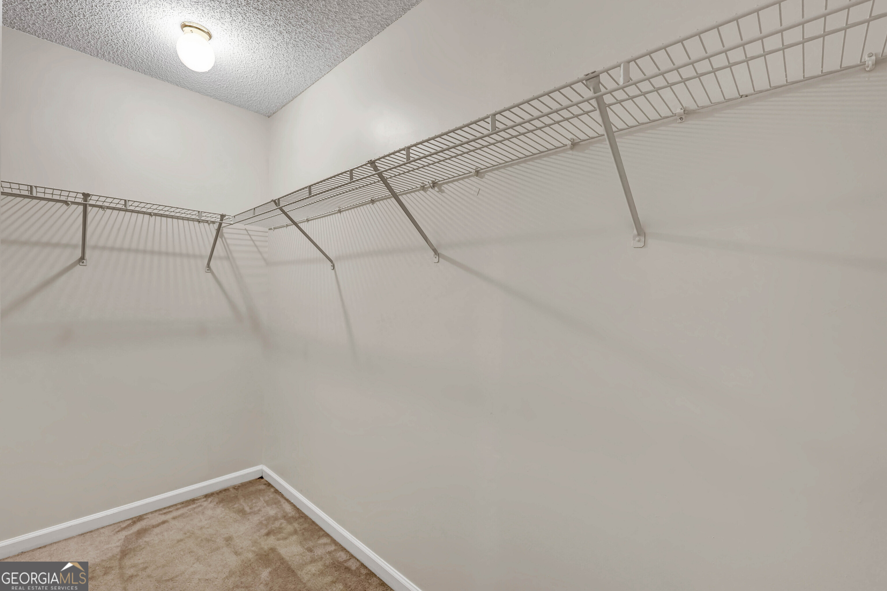 6827 Hill Creek Cove Property Photo 31