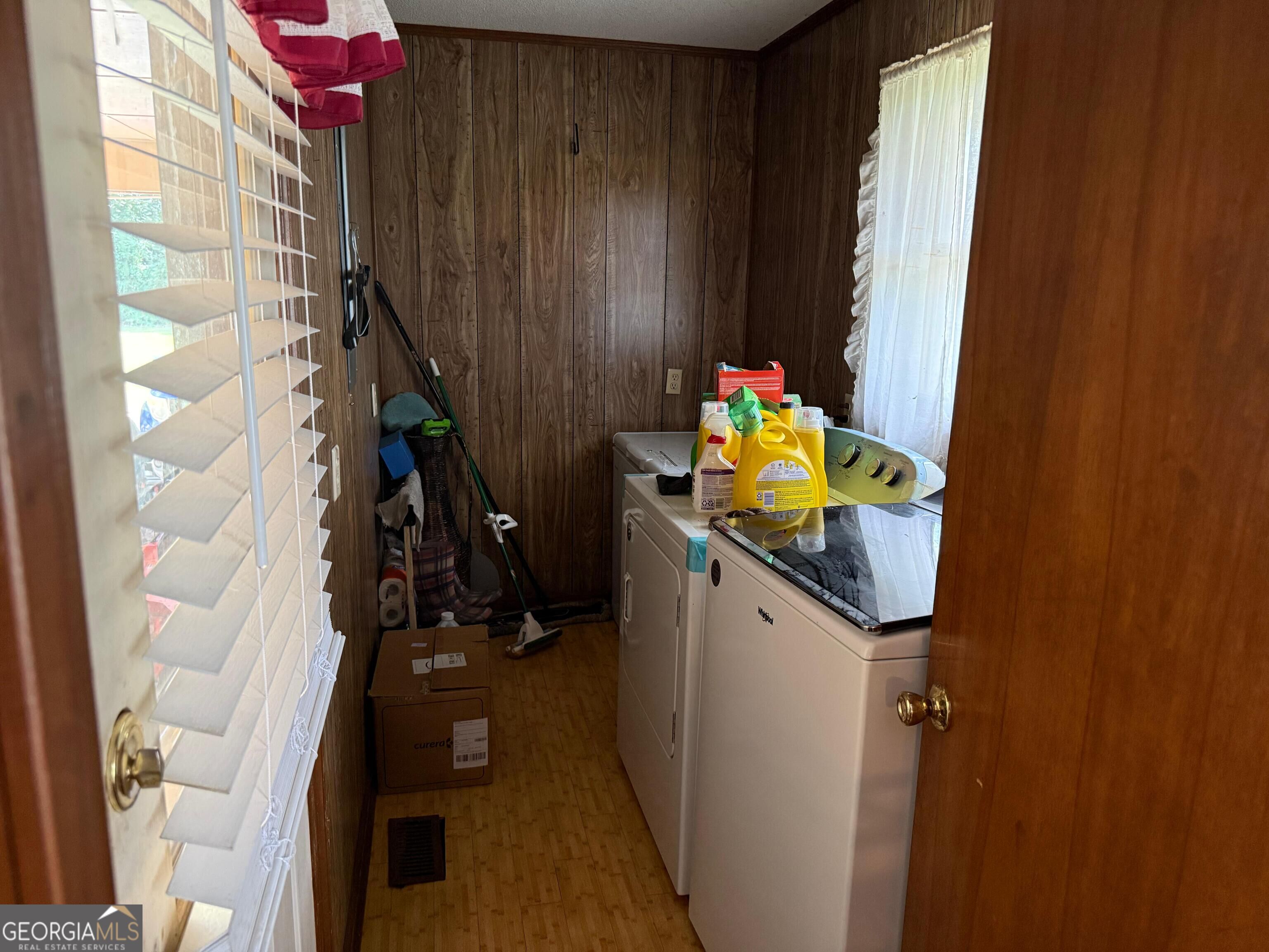 319 Poppy Road Property Photo 6