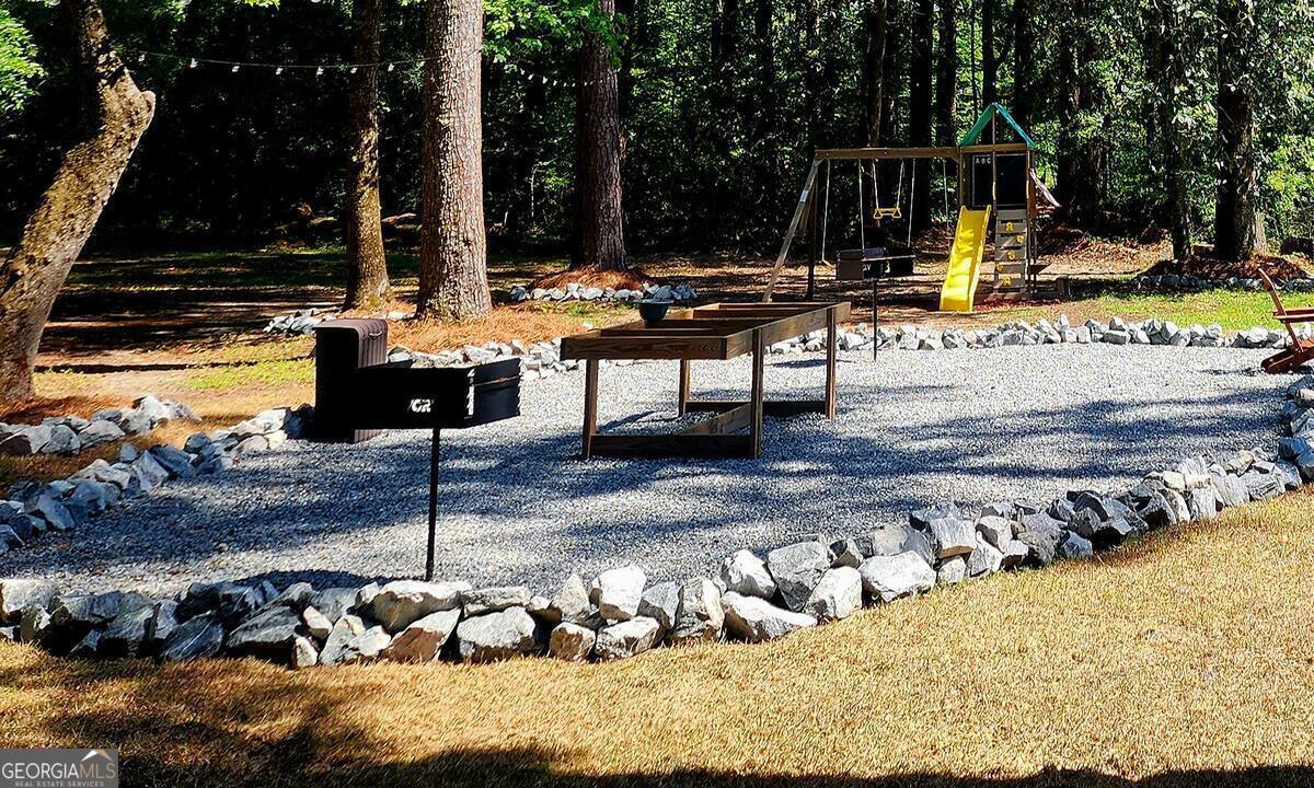 326 Turkey Run Property Photo 11