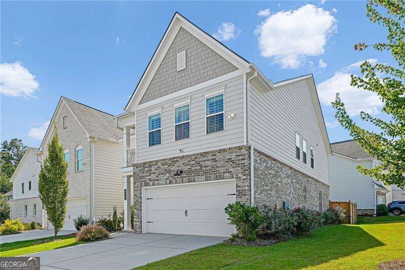 3747 Silvery Way Property Photo 3