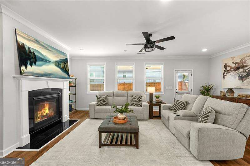 3747 Silvery Way Property Photo 7