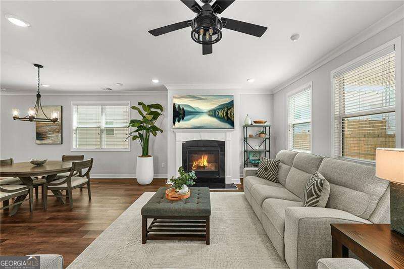 3747 Silvery Way Property Photo 9
