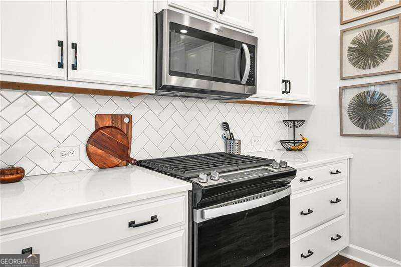 3747 Silvery Way Property Photo 15