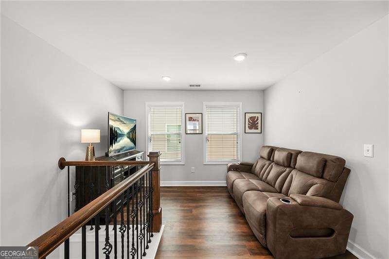 3747 Silvery Way Property Photo 17