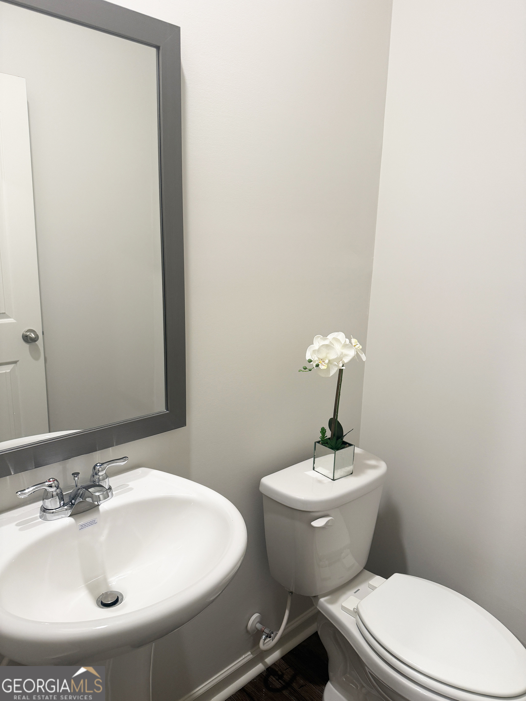 3400 Greyton Drive Property Photo 9