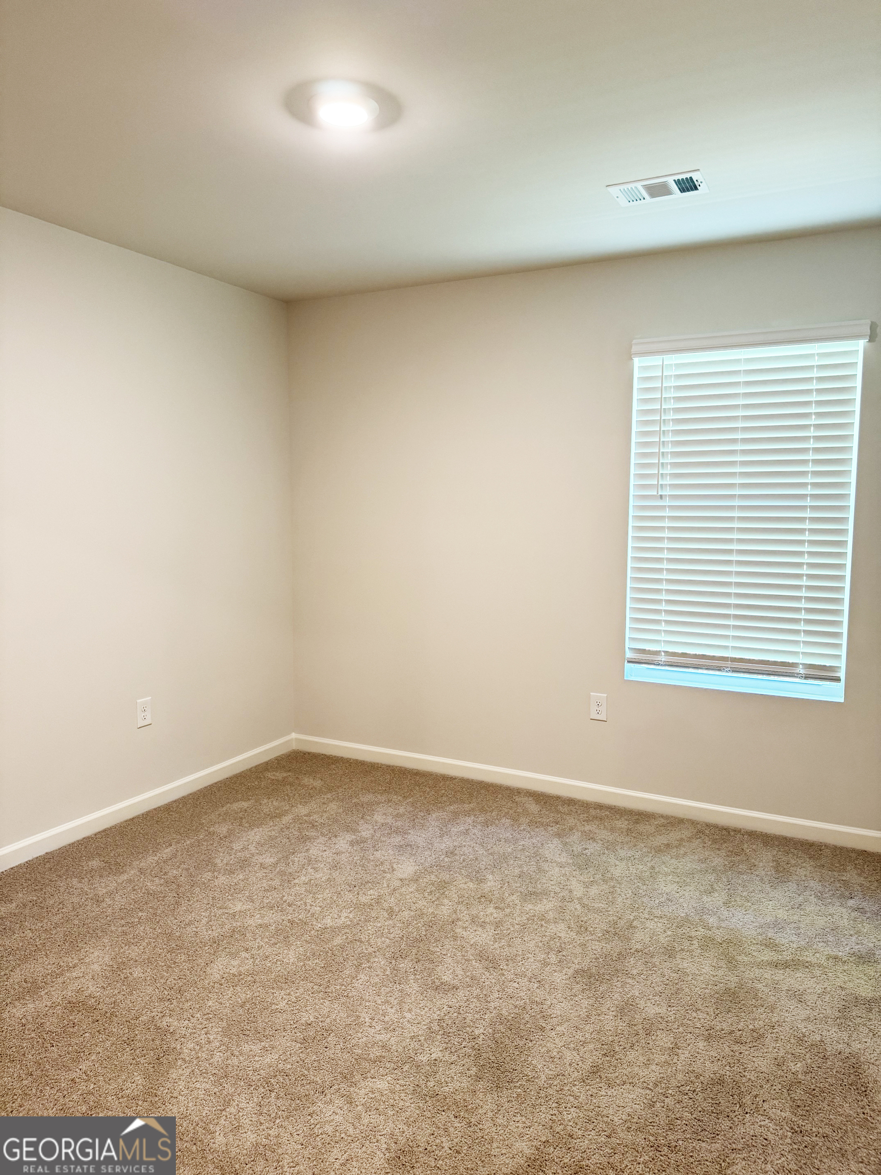 3400 Greyton Drive Property Photo 10