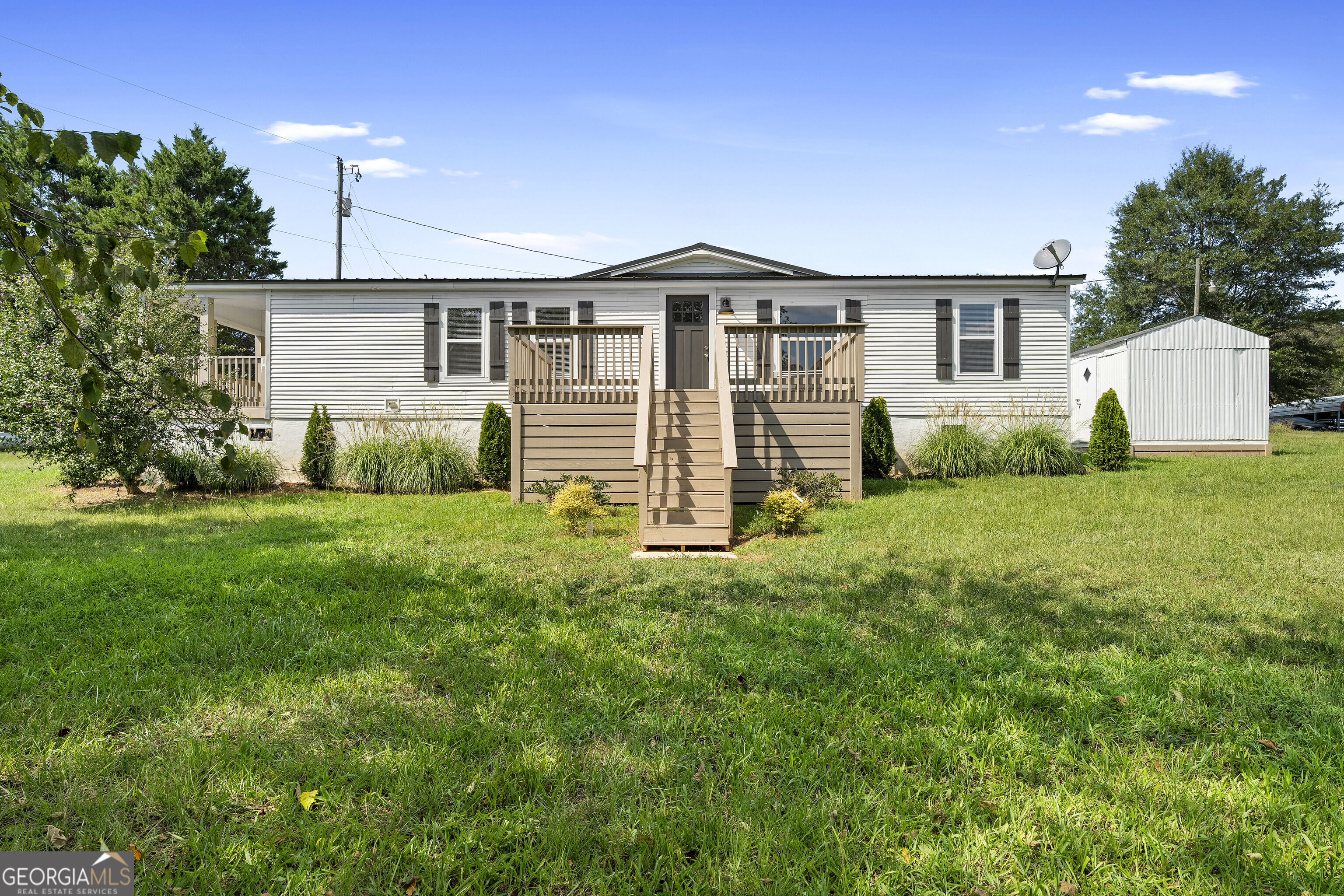 6035 Highway 29 Property Photo 1