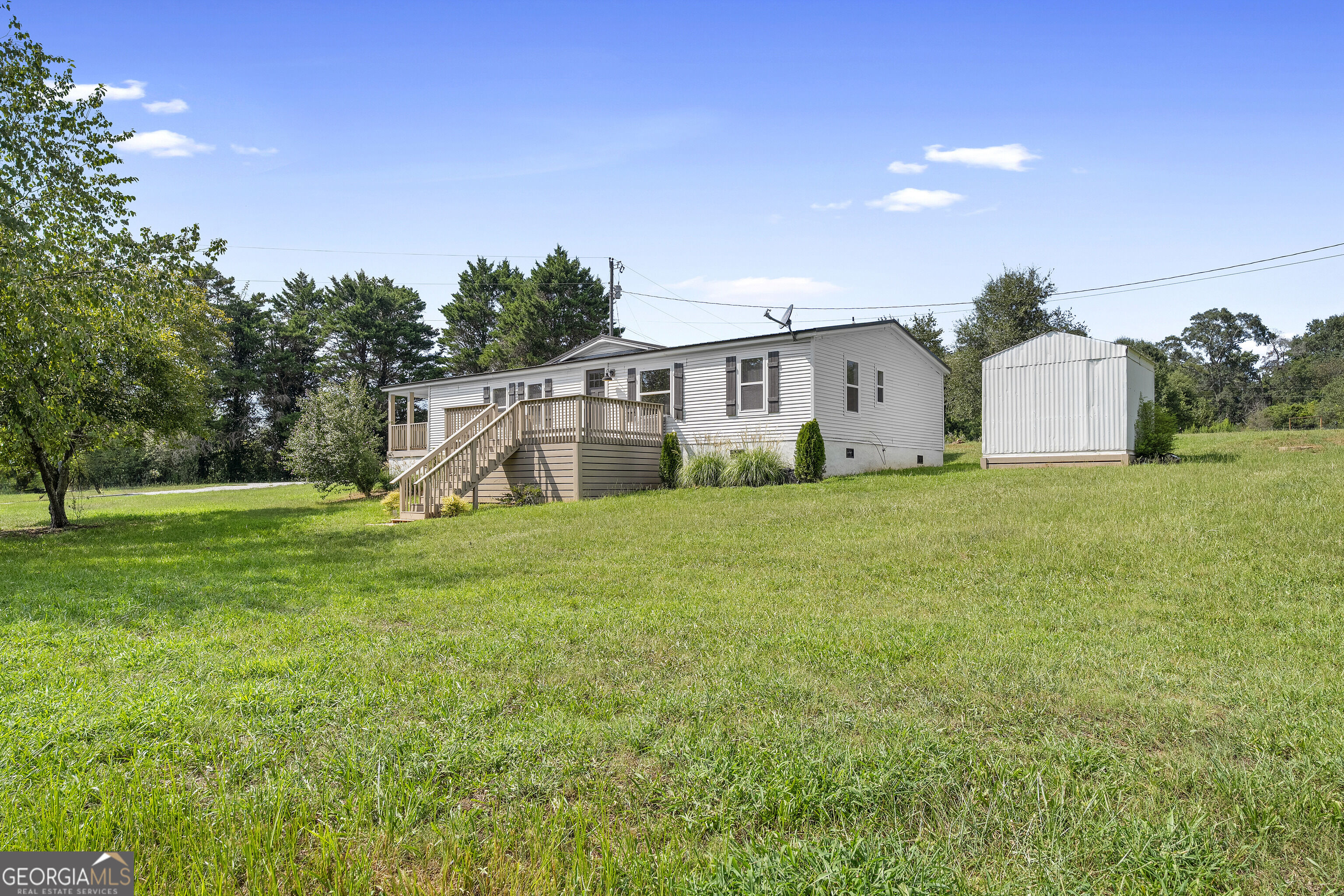 6035 Highway 29 Property Photo 2