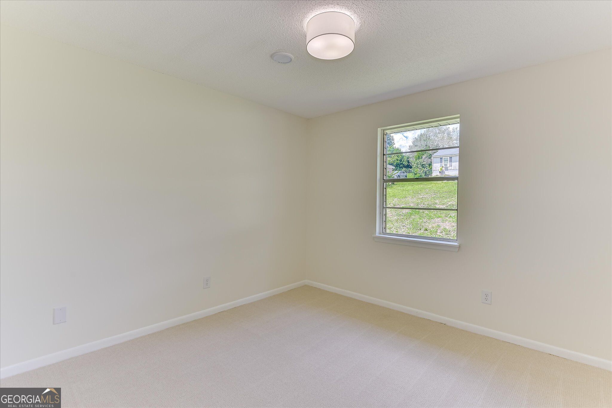 3024 Sterling Road Property Photo 9