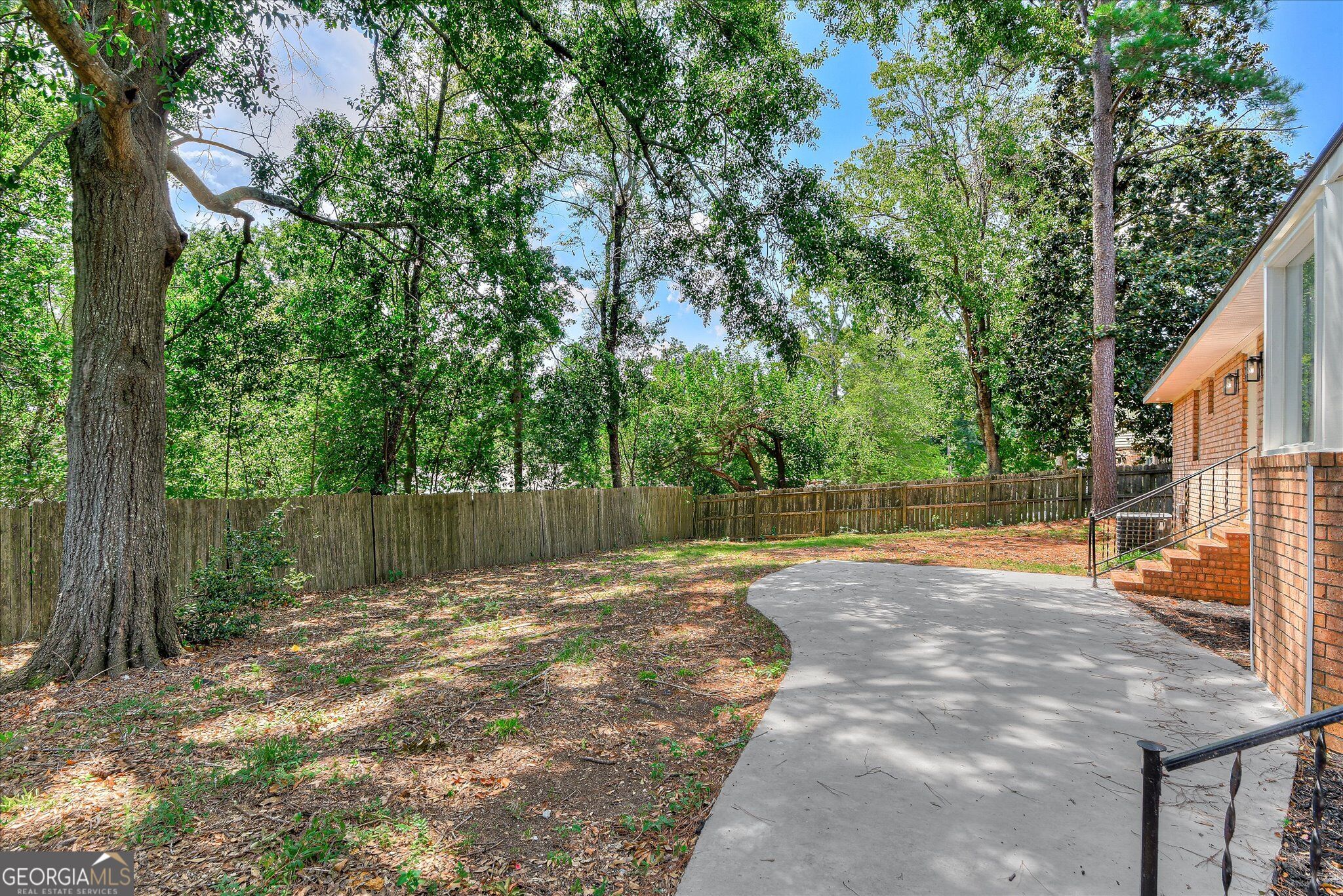 3024 Sterling Road Property Photo 11