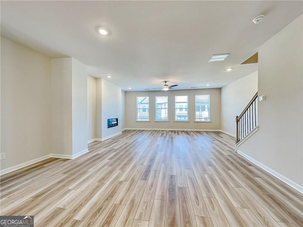 321 Sammon Way Property Photo 4