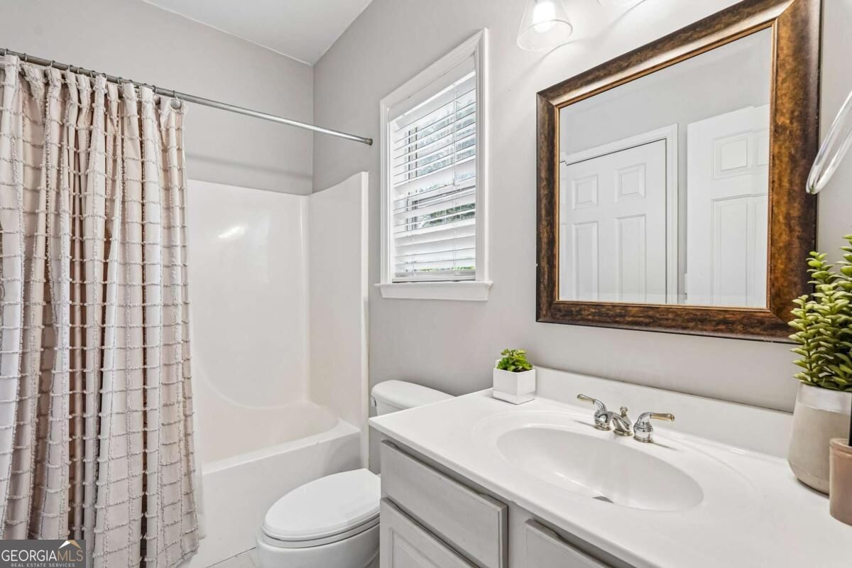 4010 Embassy Way Property Photo 26