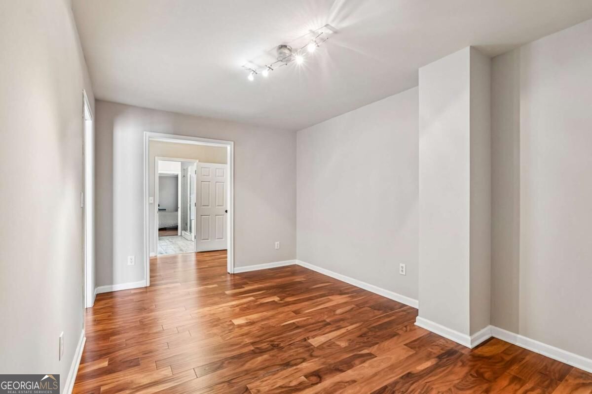 4010 Embassy Way Property Photo 52