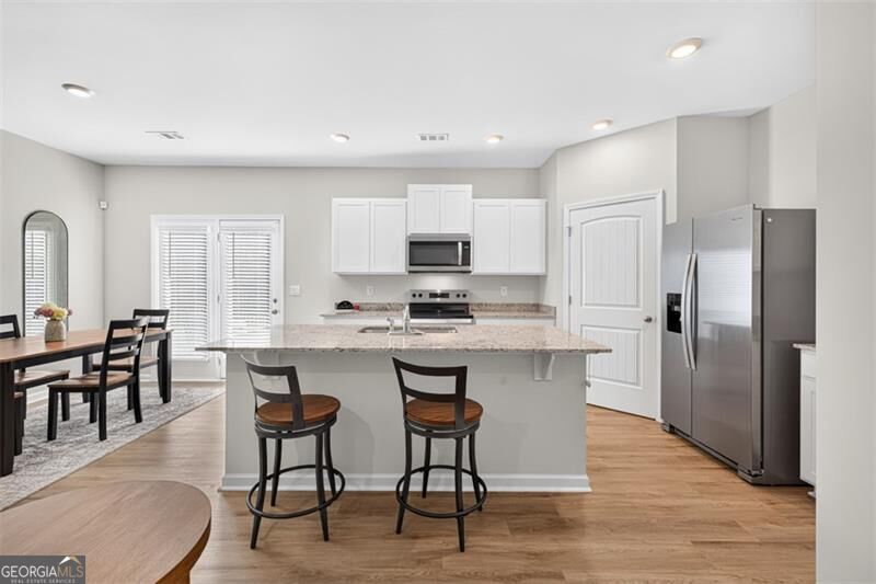 181 Deerberry Drive Property Photo 3
