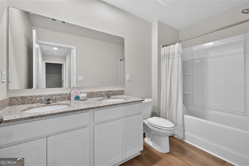 181 Deerberry Drive Property Photo 28